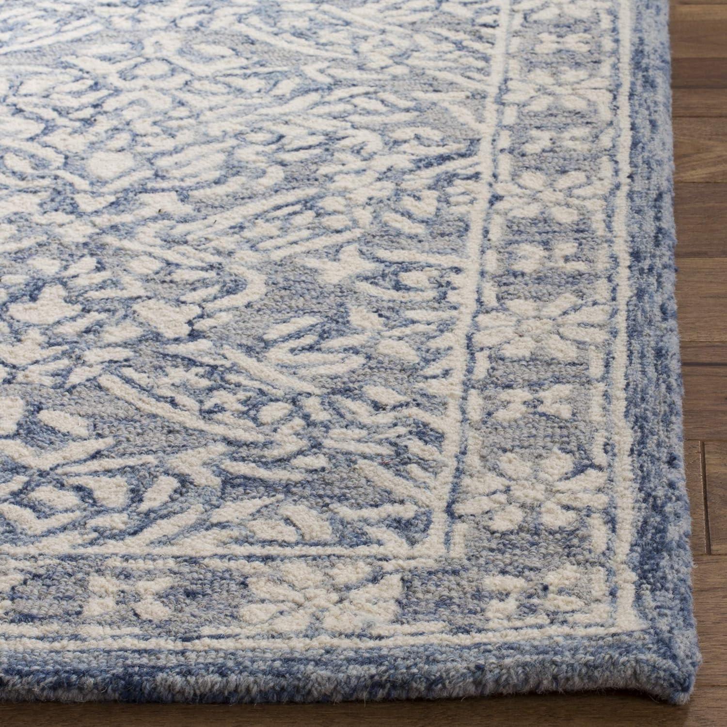 SAFAVIEH Micro-Loop MLP510M Handmade Blue / Ivory Rug