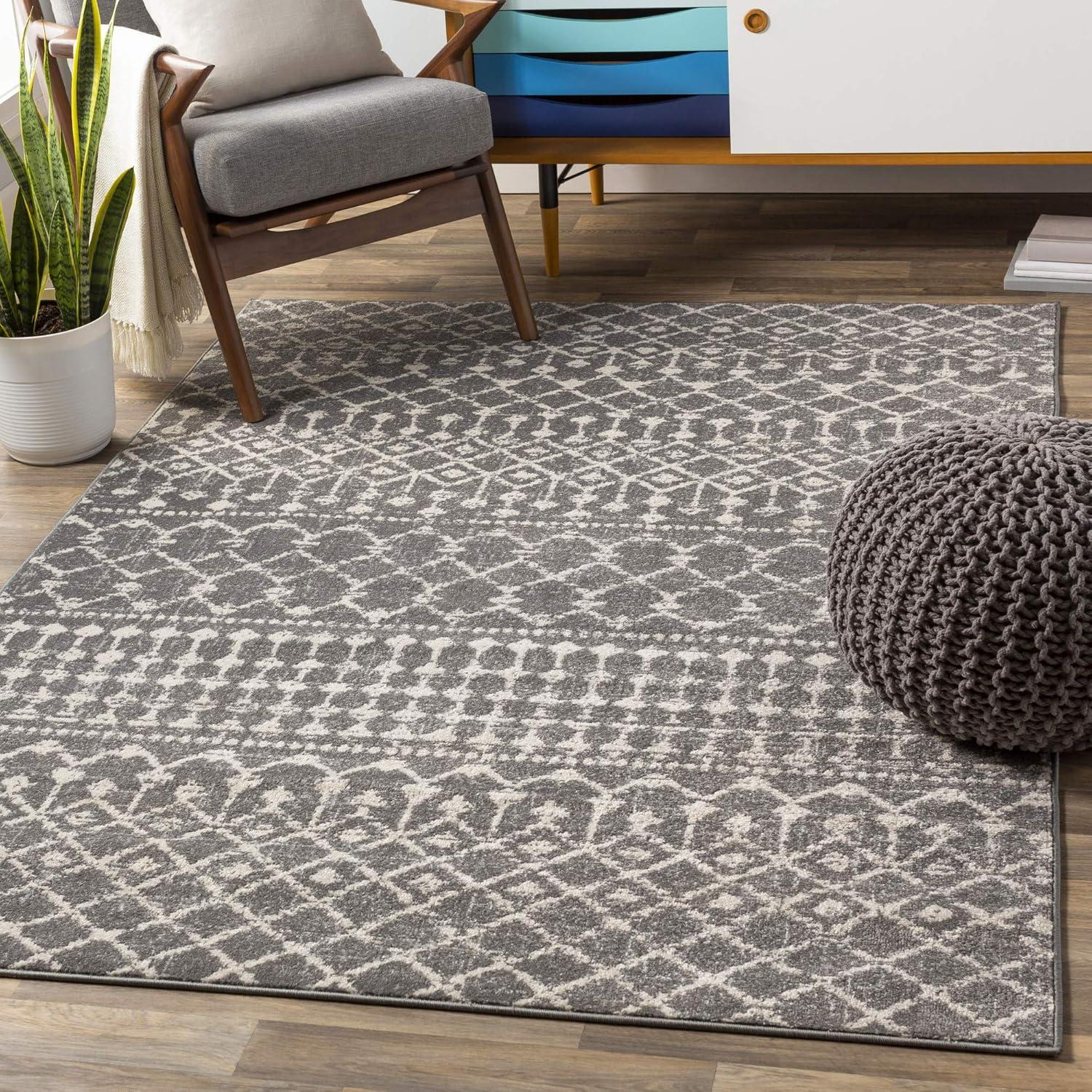 Livabliss Chester Global Bohemian Area Rug,5'3" x 7'3",Medium Grey