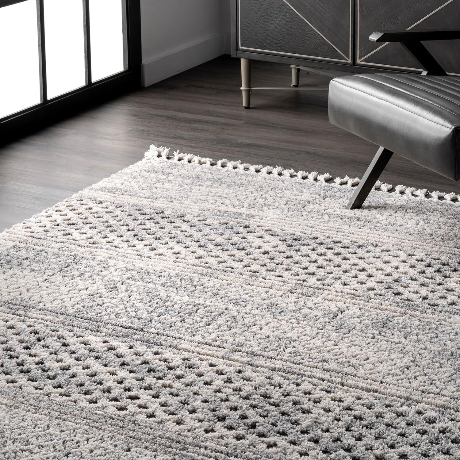 Nuloom Lira Solid 4x6 Indoor Area Rug for Living Room Bedroom Dining Room Kitchen, Grey/Ivory