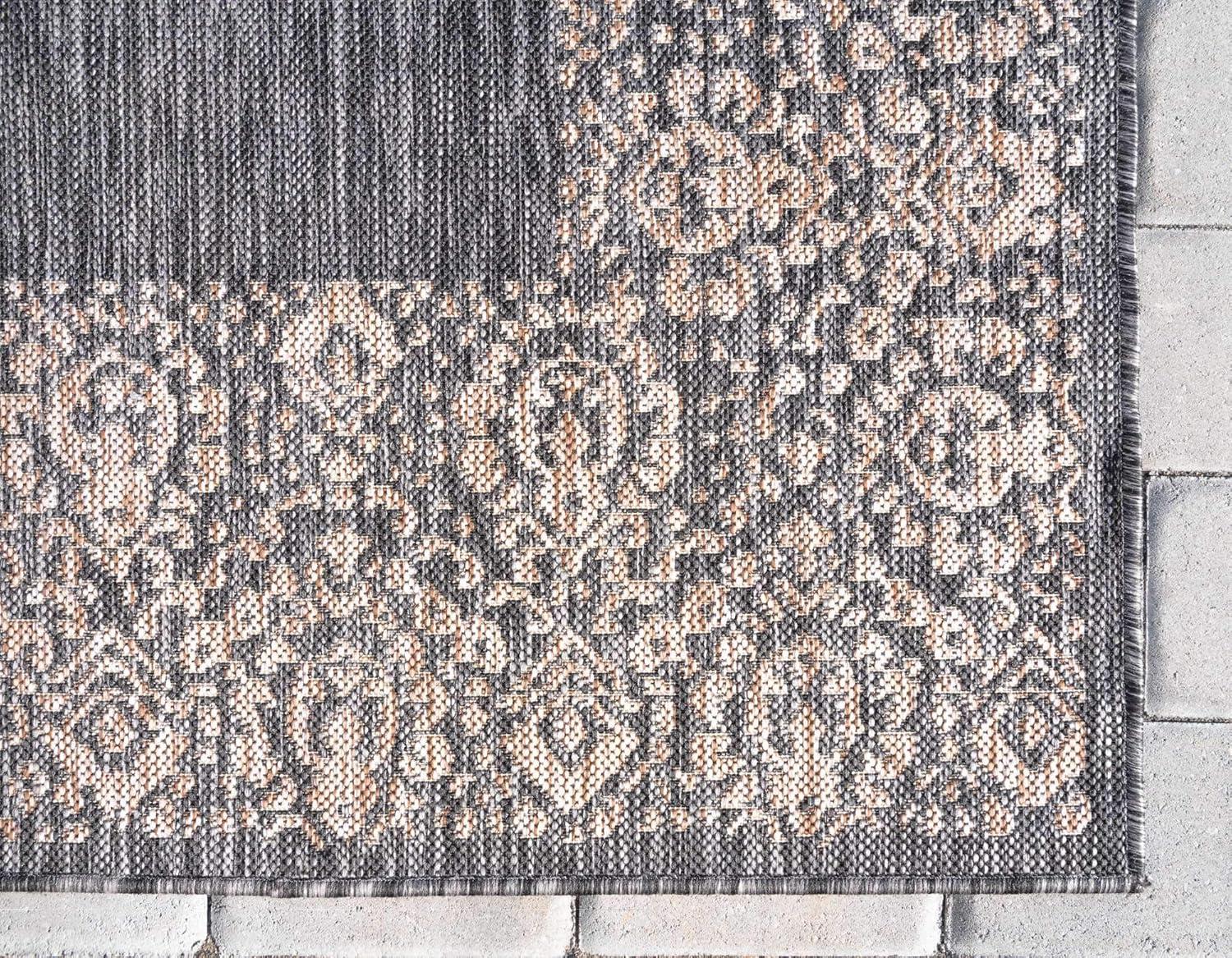 Unique Loom 4' 1 x 6' 1 Rectangle Indoor/Outdoor Border Charcoal Gray Area Rug