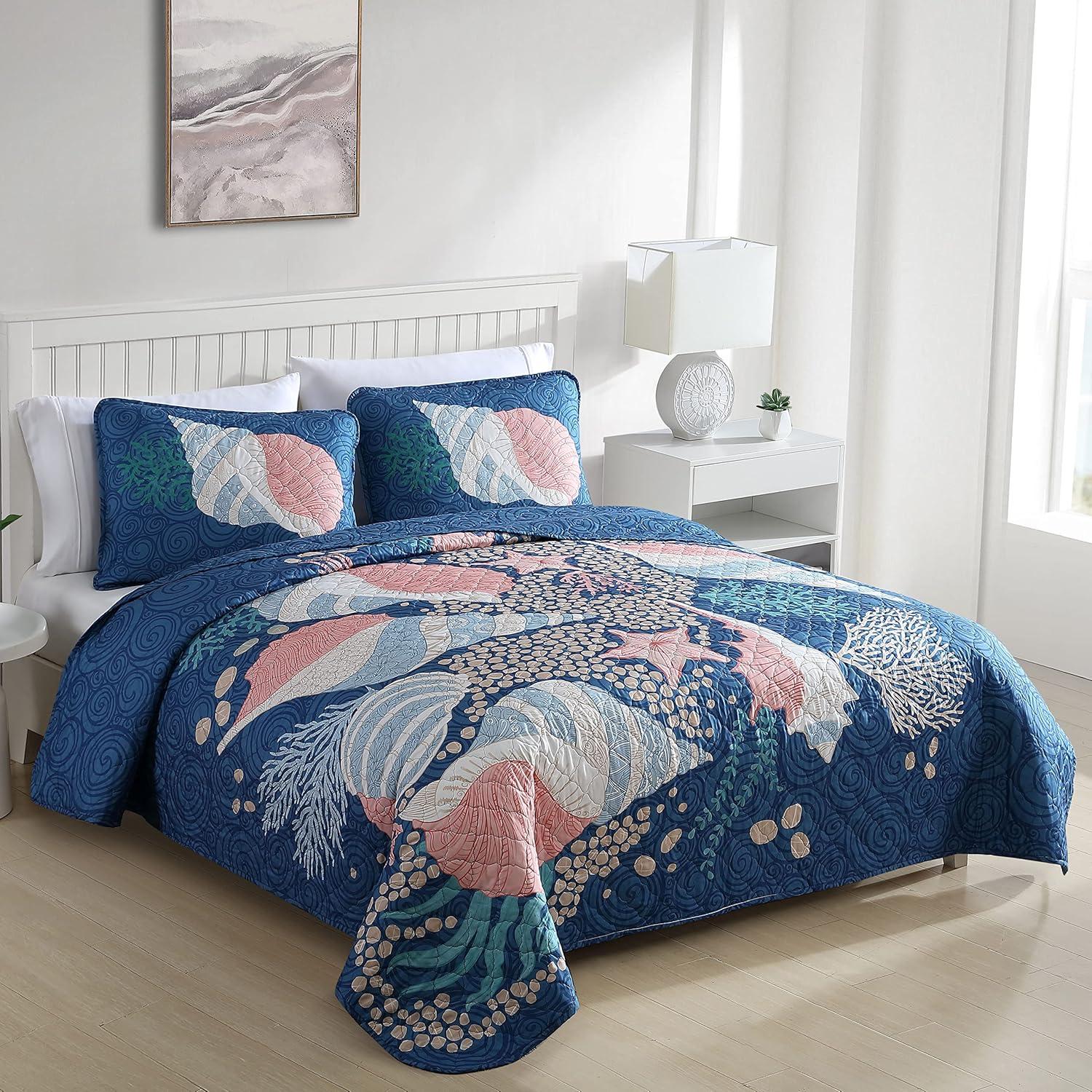 Caribbean Joe  Coastal 3PC Quilt Set Patterned Shell Navy - Full - Queen