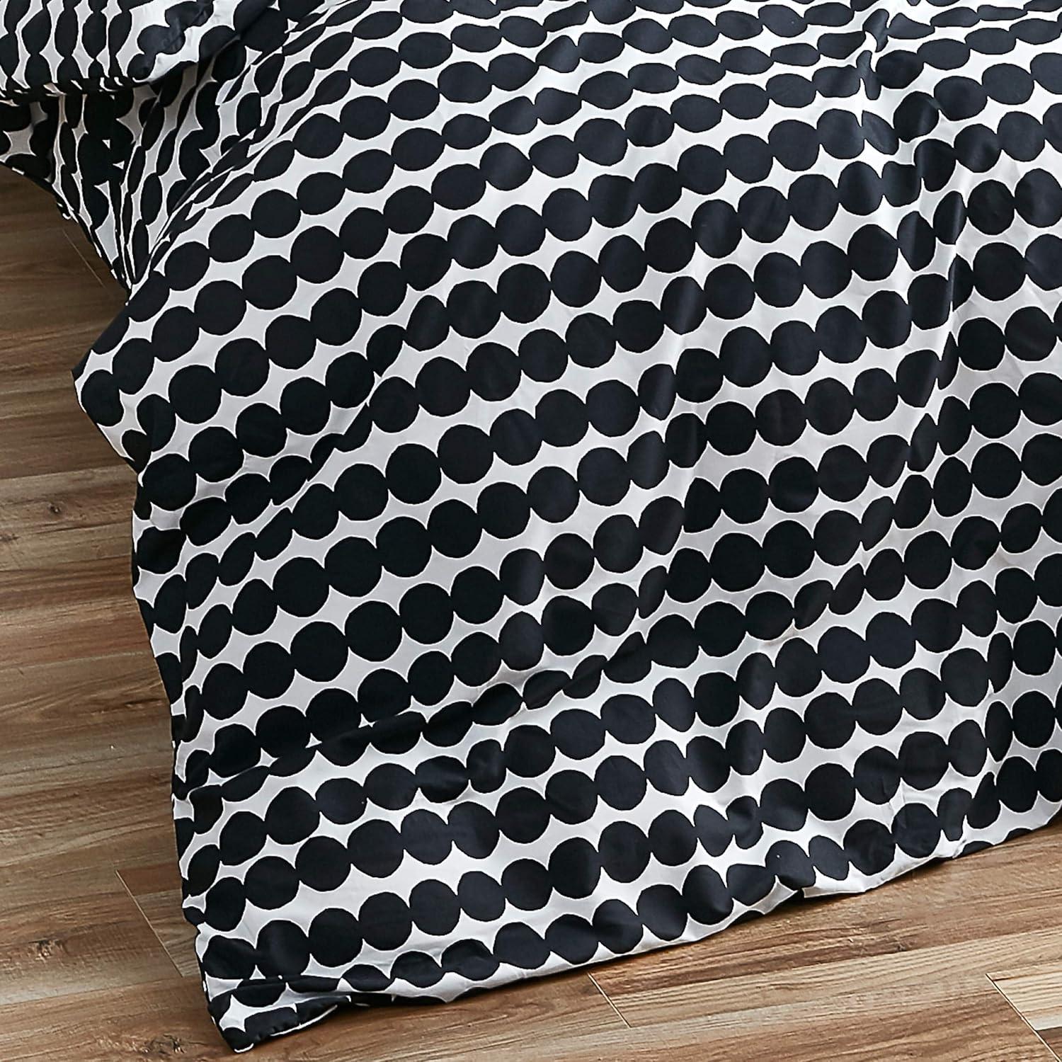 Marimekko Rasymatto Black Cotton Comforter Set & Reviews | Wayfair