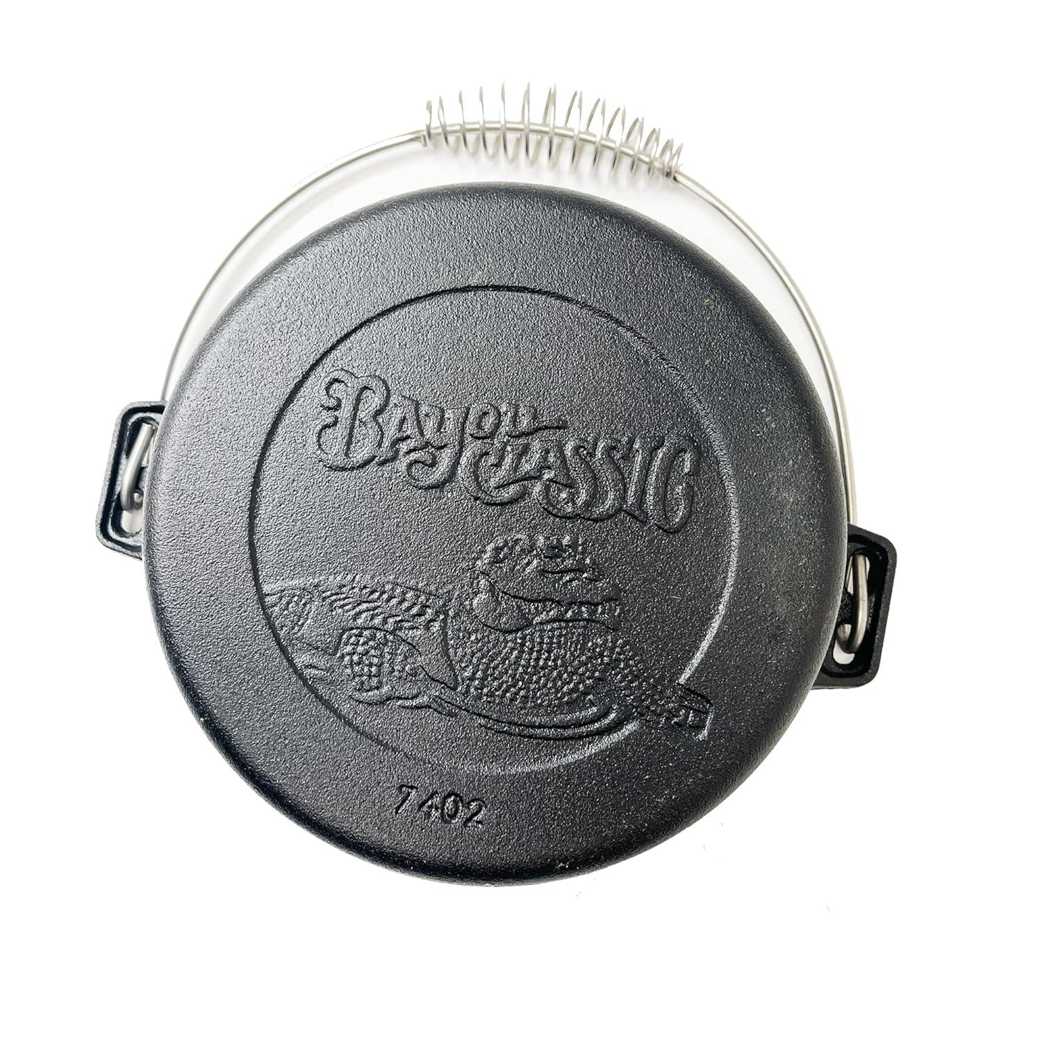 Bayou Classic Bayou Classic Non-Stick Cast Iron Round Dutch Oven