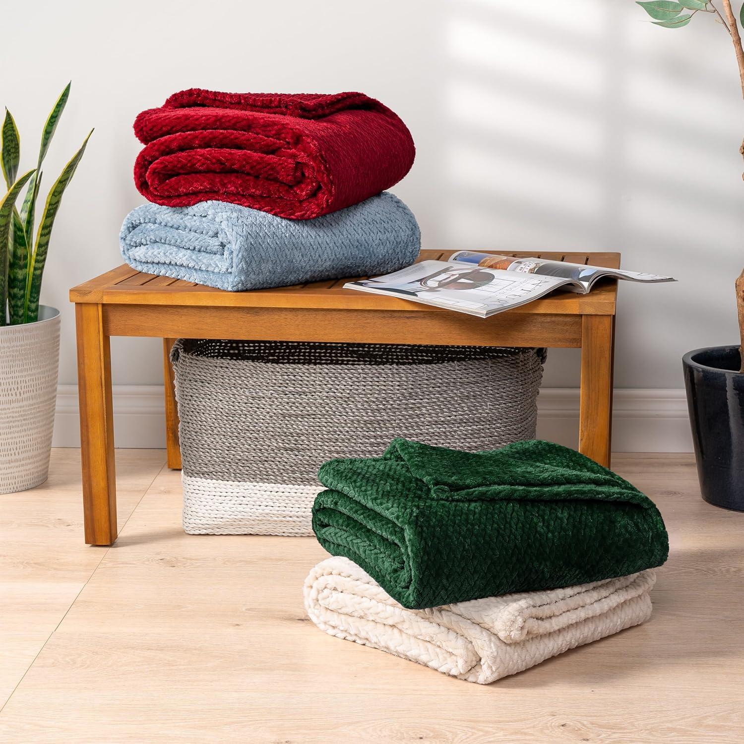 PAVILIA Plush Throw Blanket for Couch Bed, Faux Shearling Blanket and Throw for Sofa Home Decor, Emerald Green/Throw - 50x60