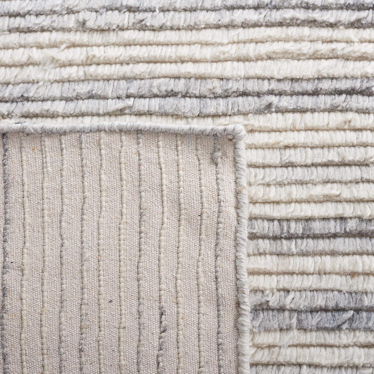 Casablanca CSB793 Hand Woven Indoor Accent Rug - Grey/Ivory - 4'x6' - Safavieh