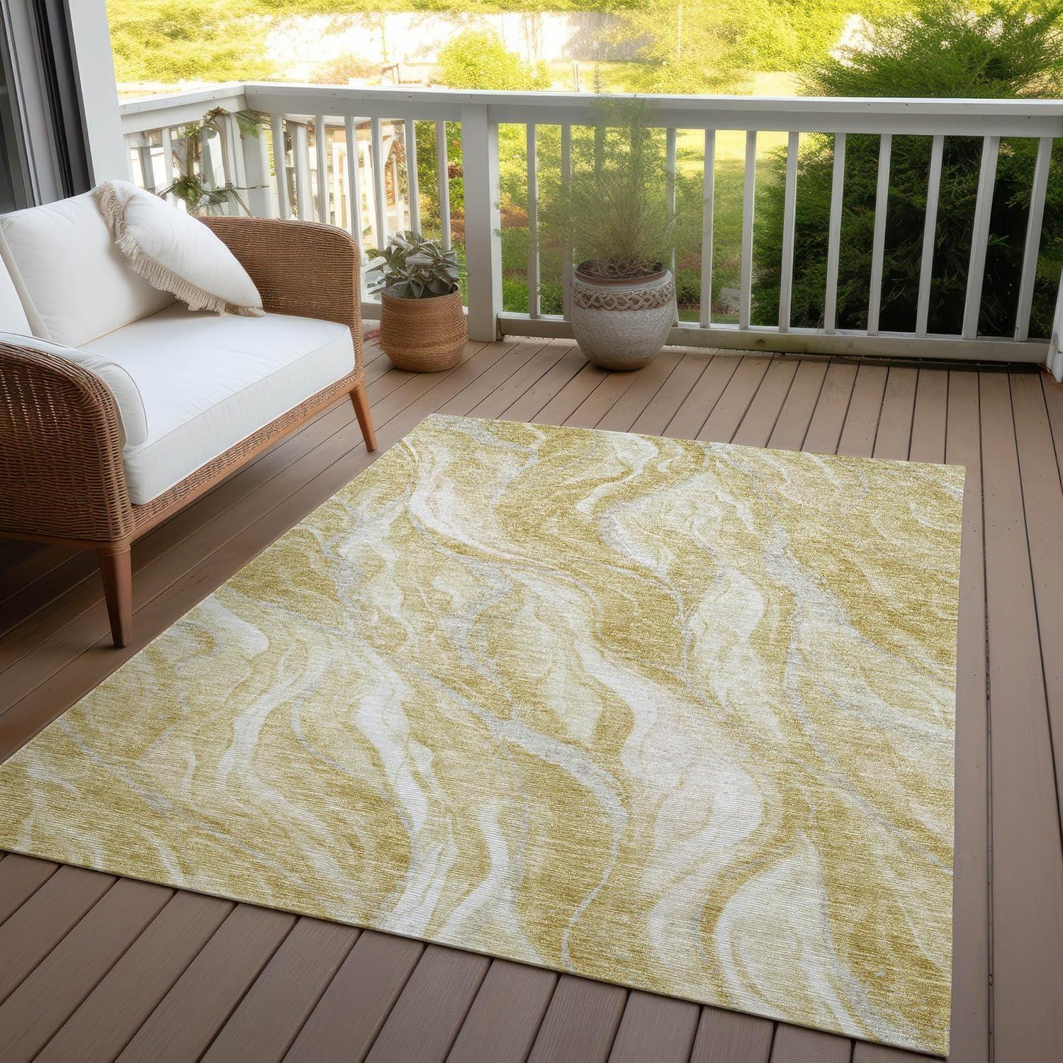 Gold and Beige Rectangular Machine-Washable Indoor/Outdoor Rug