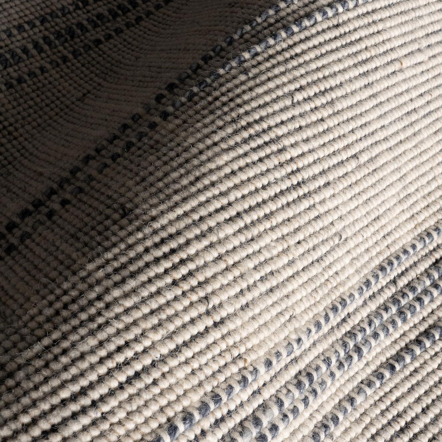 Nuloom Garnet Striped Wool Indoor Area Rug, 5' x 8', Beige