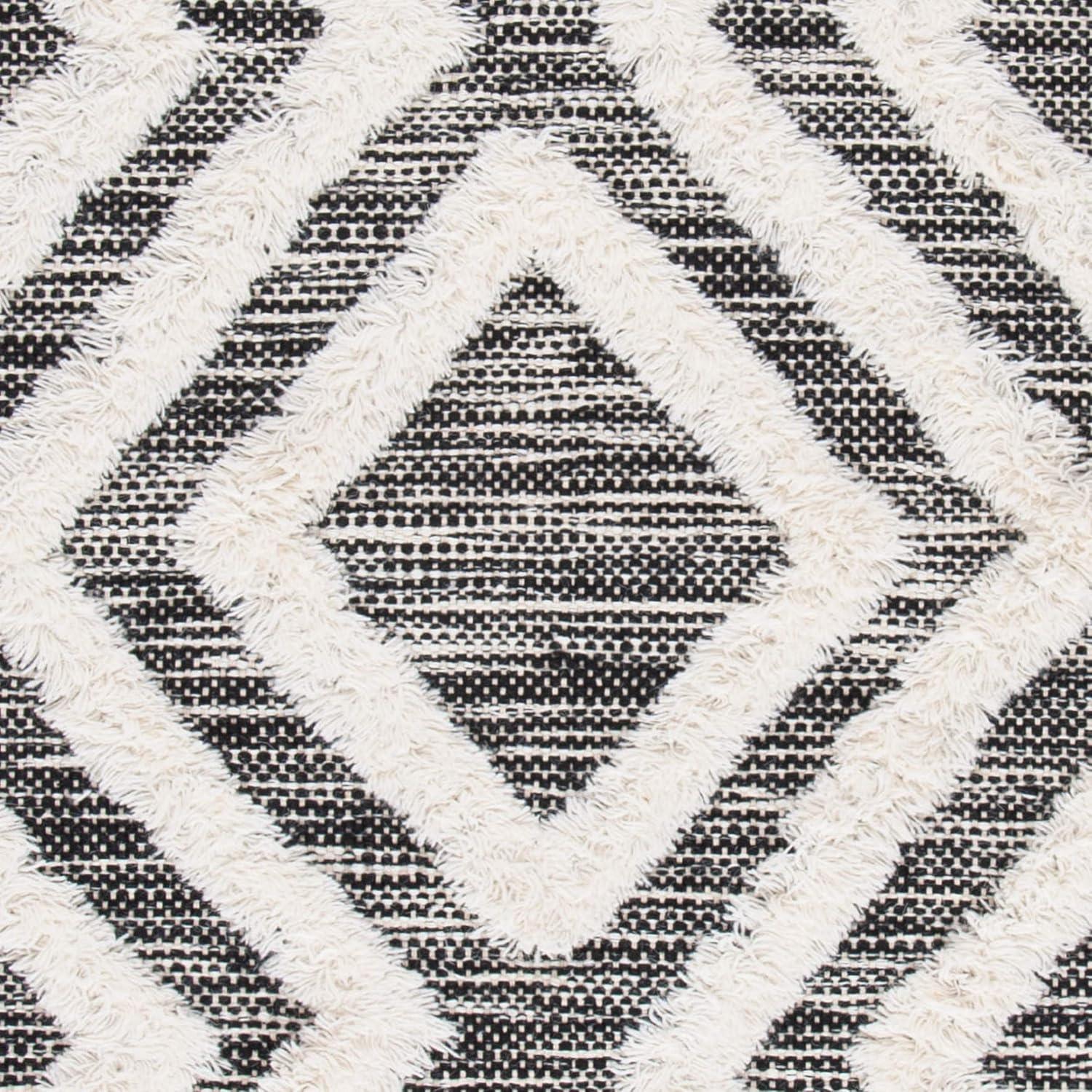 Kenya KNY331 Hand Tufted Area Rug  - Safavieh