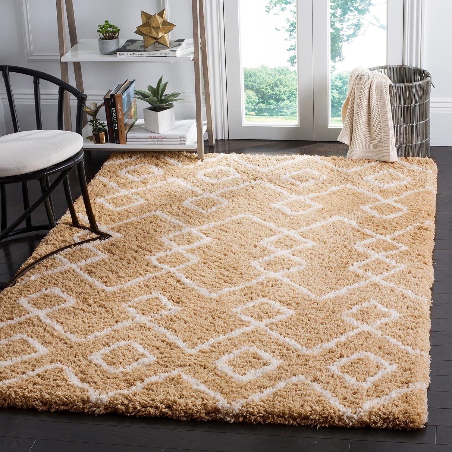 Ivory and Silver 6' x 9' Hand-Tufted Shag Rug