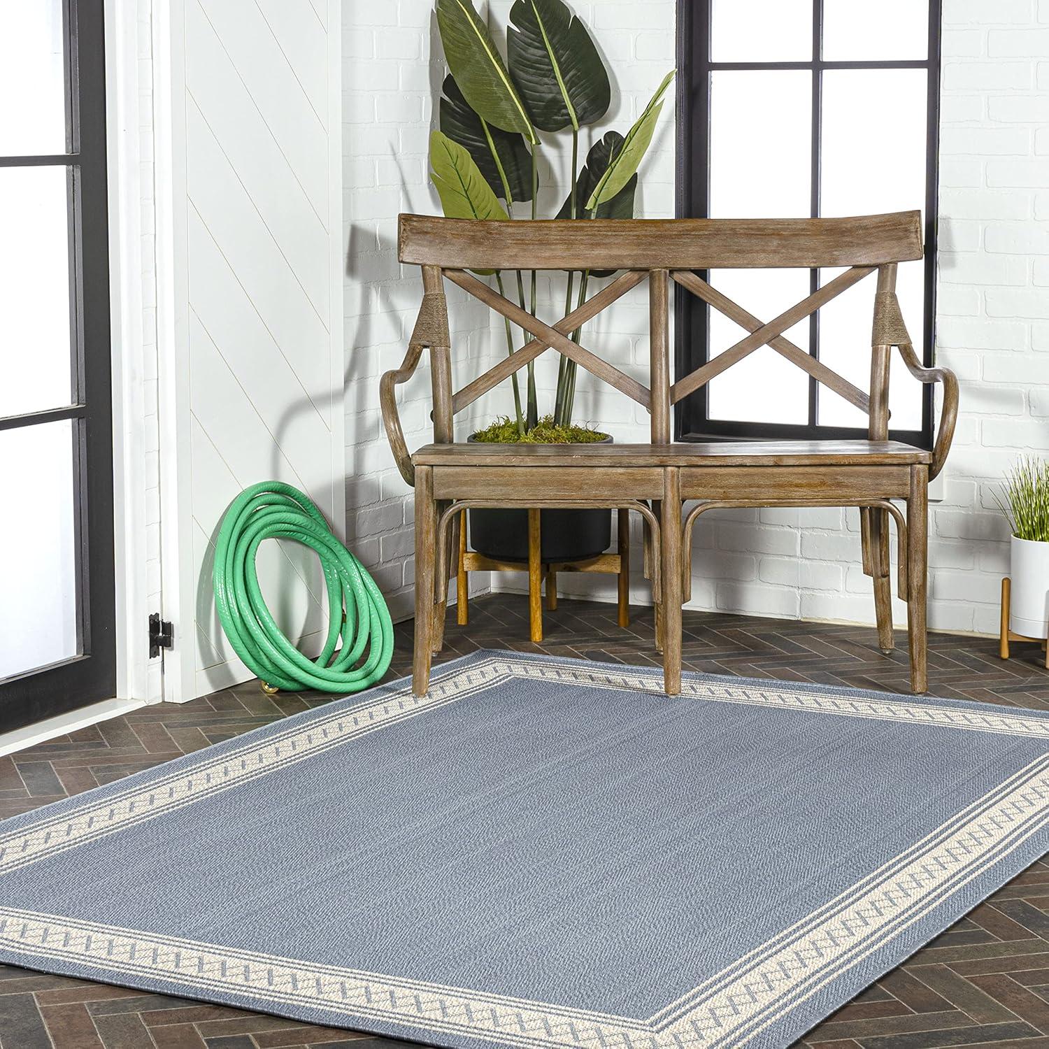 Modern Diamond Border 4' x 6' Blue Synthetic Area Rug