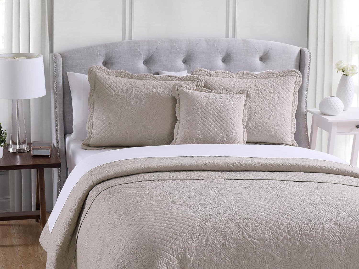 French Tile Scalloped Quilt Set Cotton Standard Quilt Set