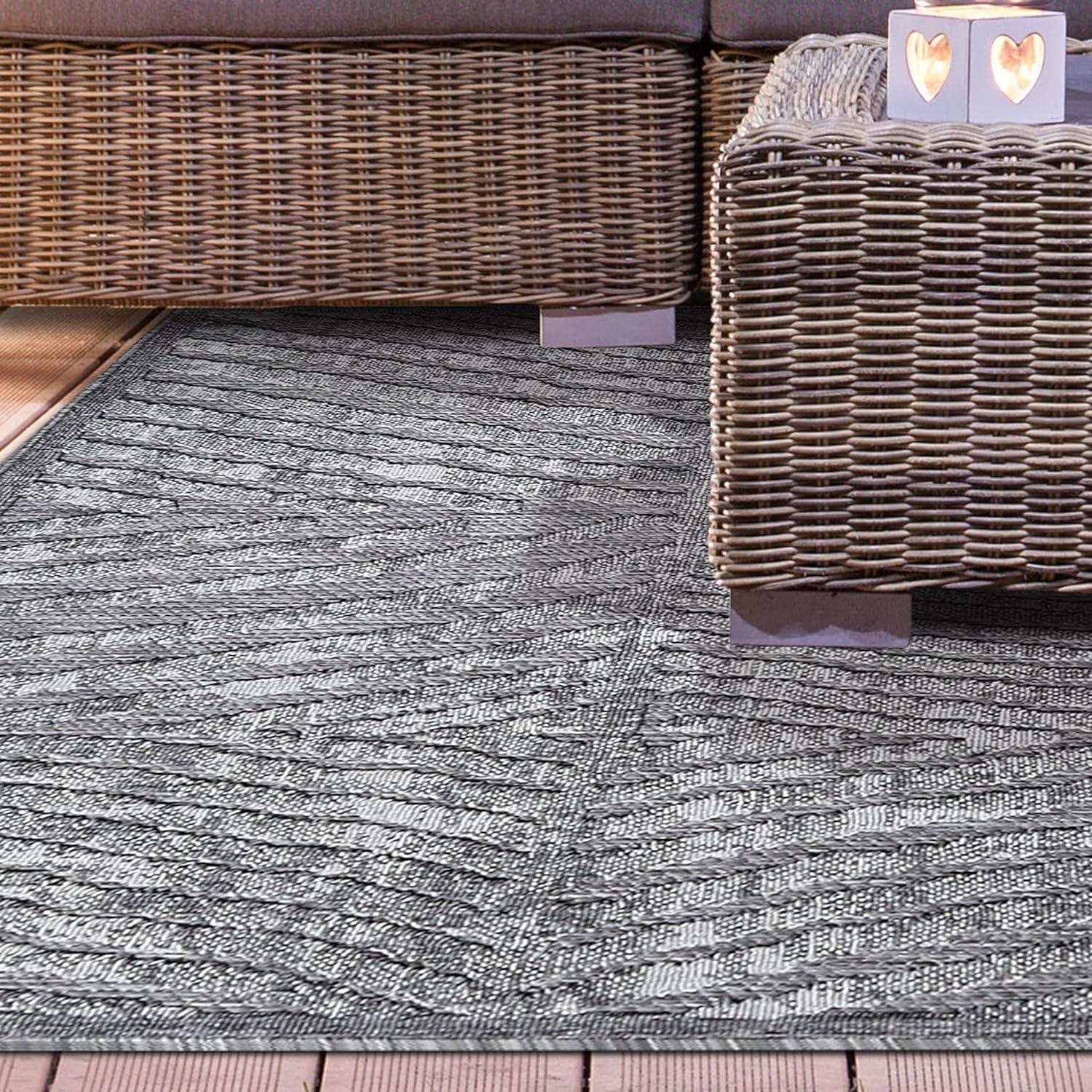 Superior Indoor Outdoor Area Rug, Perfect for Patio, Bedroom, Kitchen, Laundry Room, Entryway, Office, Playroom, Carpet Cover, Abstract Geometric Modern, Ellery Collection, 5' 2" x 7' 2", Grey