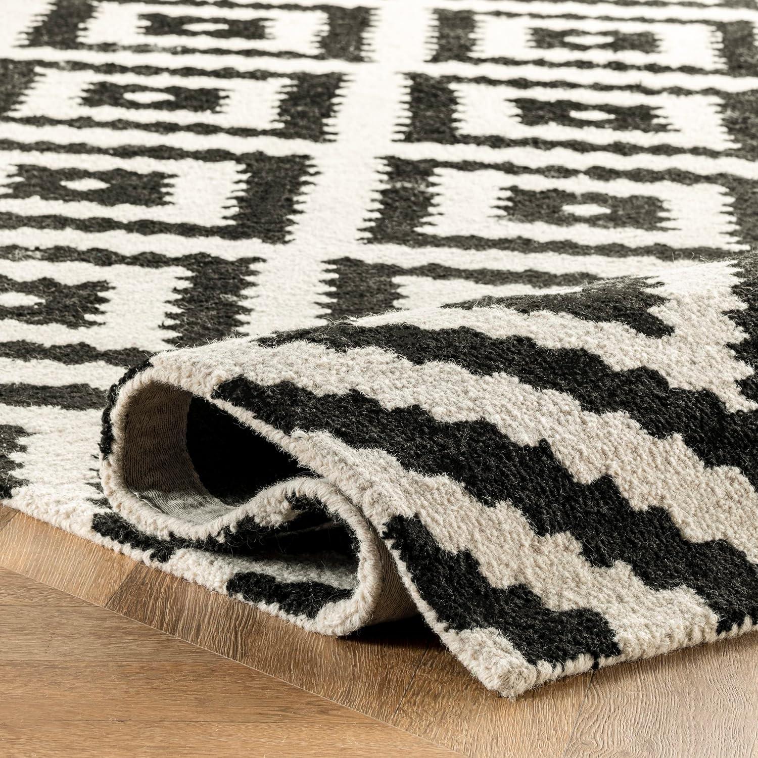 Kellee Contemporary Black 10 ft. x 14 ft. Area Rug