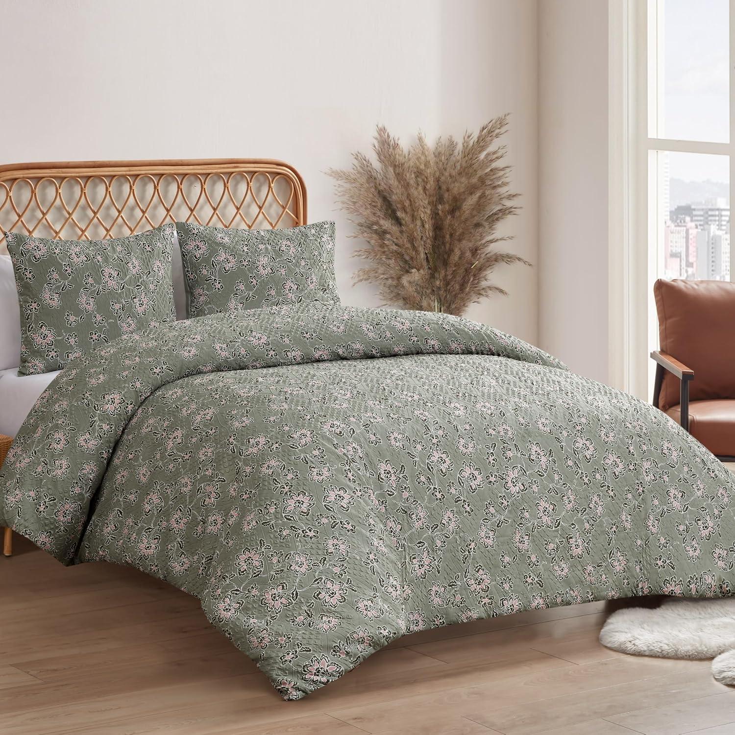 Jessica Simpson Botanical Embossed Polyester Bedding Set