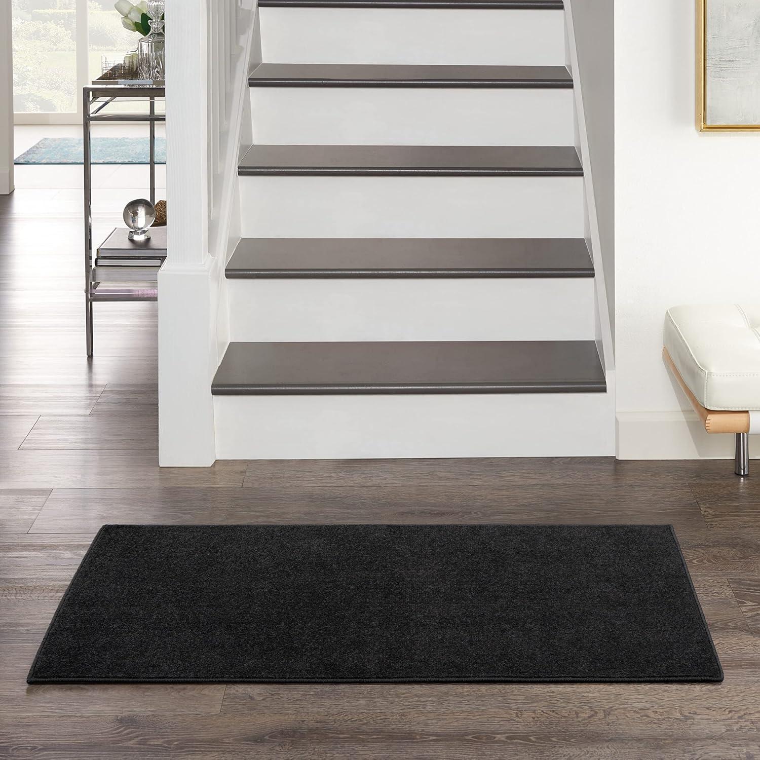 Yolonda Modern Black Area Rug