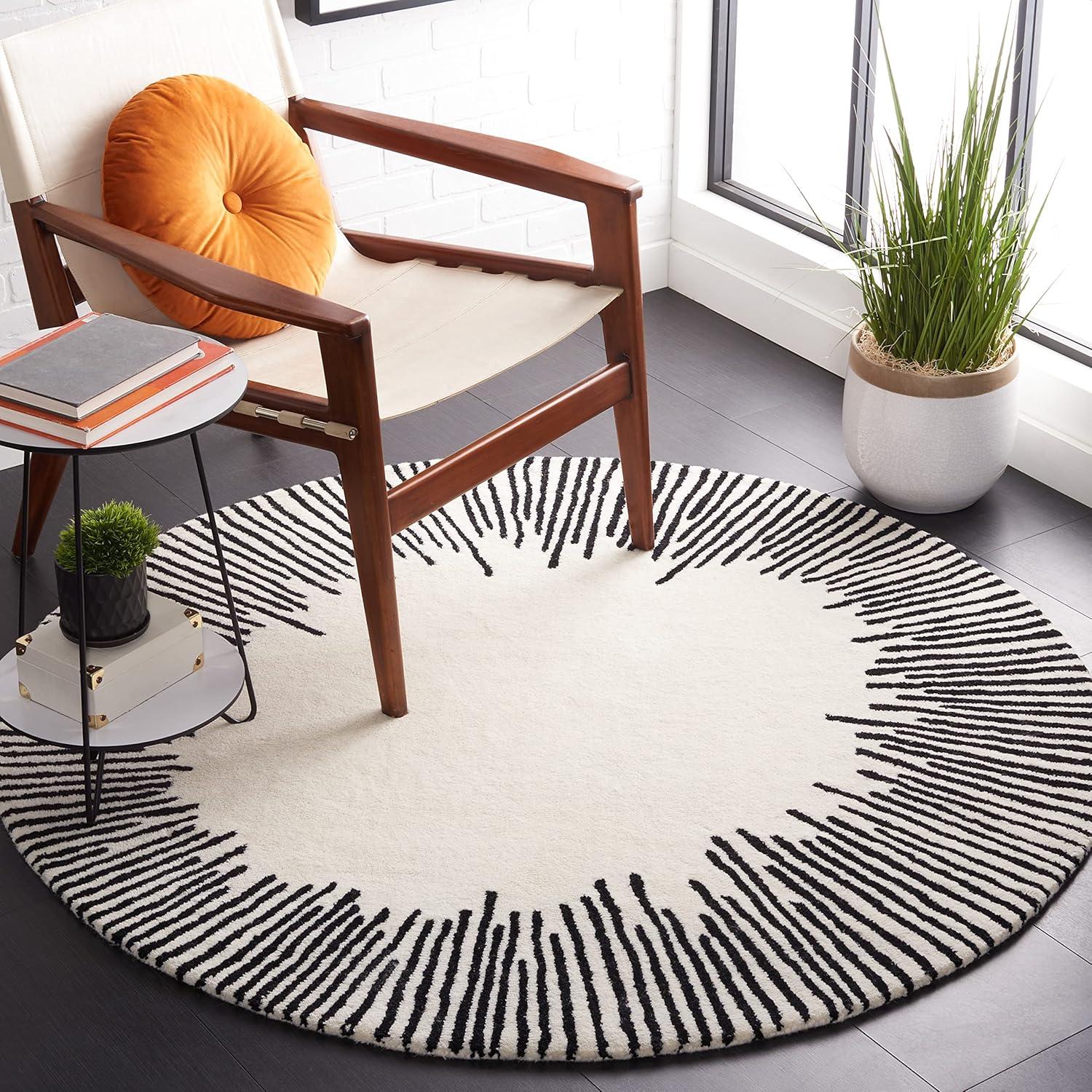 Hand-Tufted Abstract Wool Round Rug in Black/Ivory - 59"