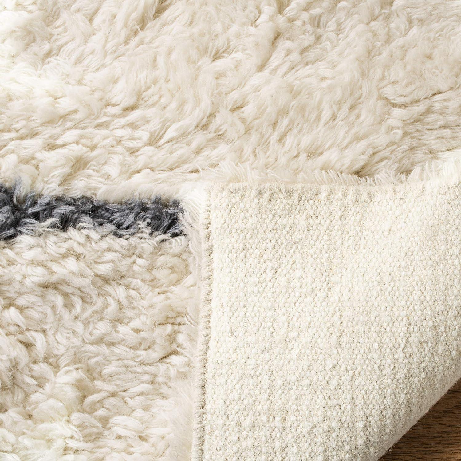SAFAVIEH Kenya Siomha Striped Area Rug, Ivory/Black, 3' x 5'