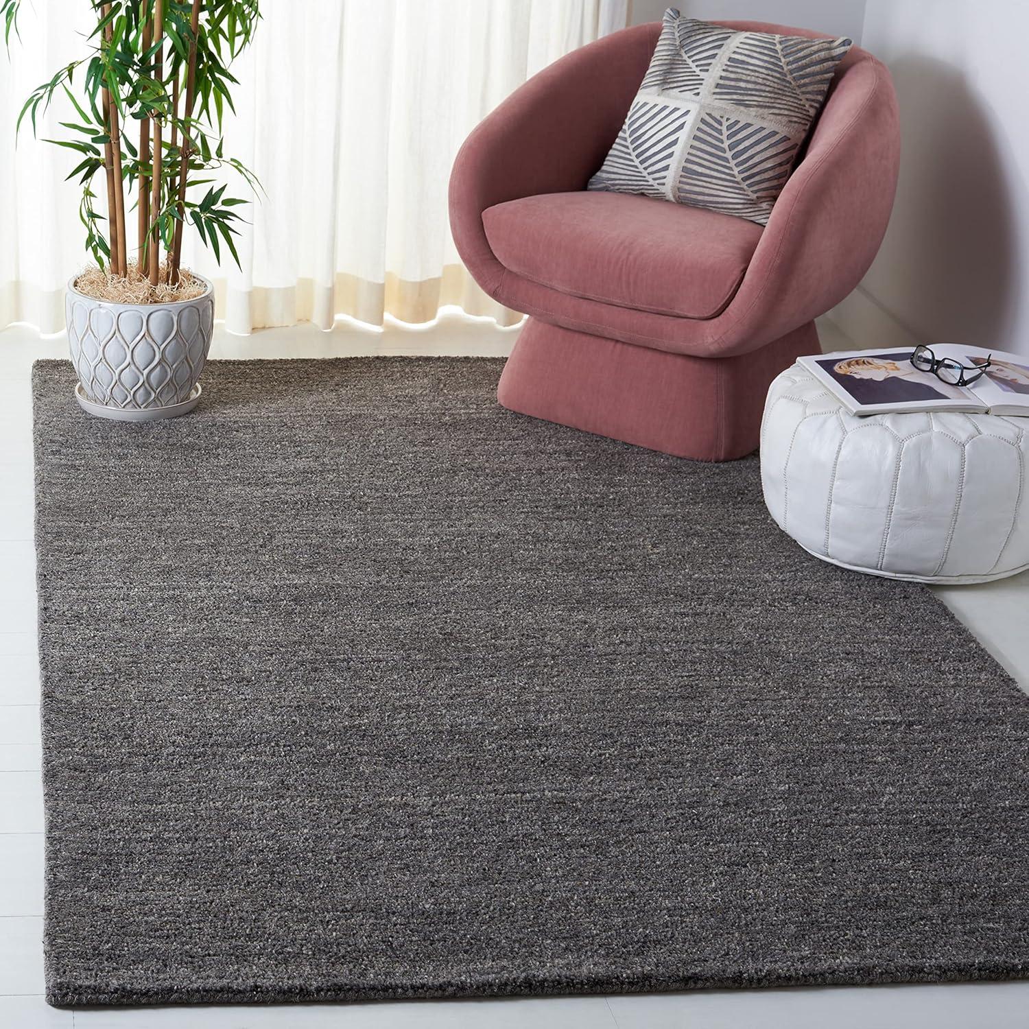 SAFAVIEH Himalaya Flanagan Solid Area Rug, Grey, 3' x 5'