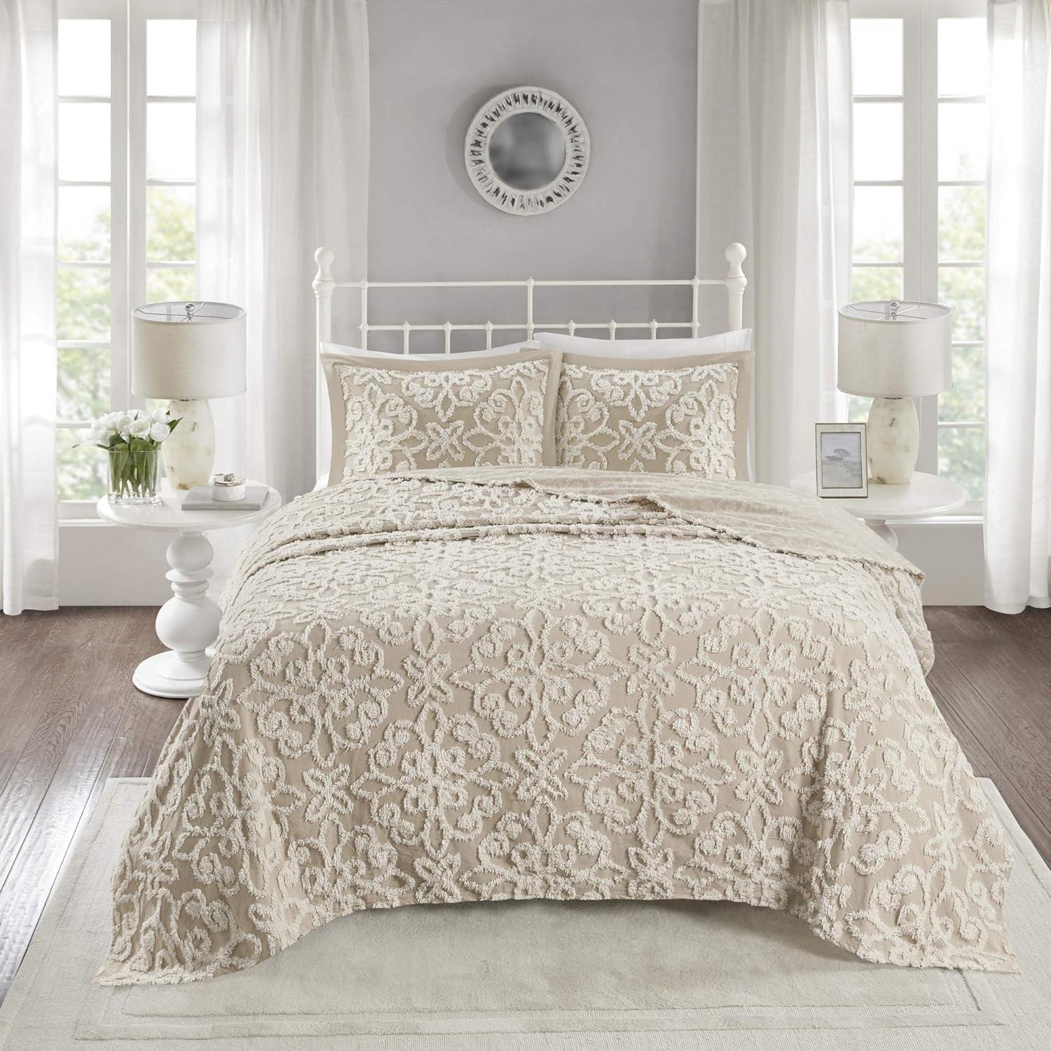 Classic White Cotton Chenille Full Bedspread Set with Medallion Design