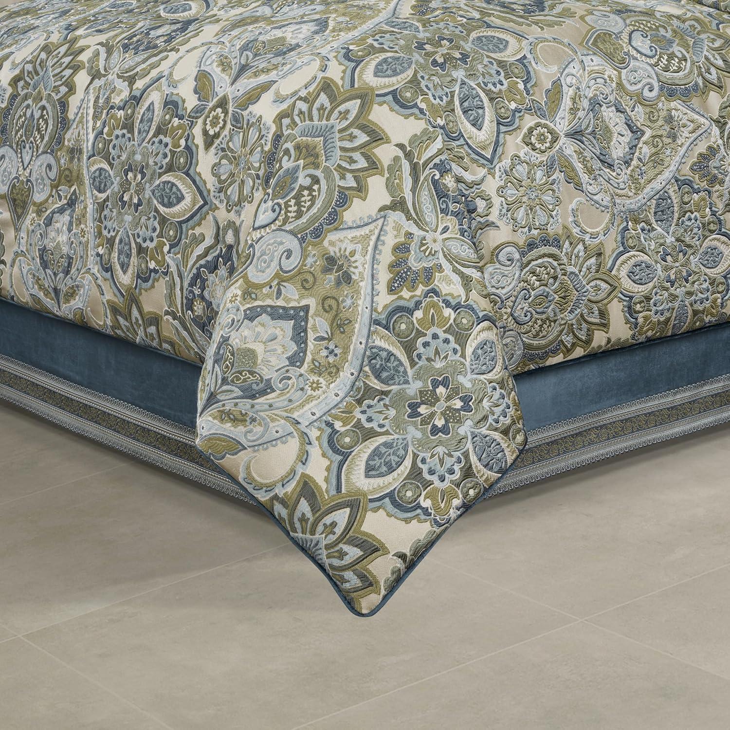 Five Queens Court Anzalone Comforter Set