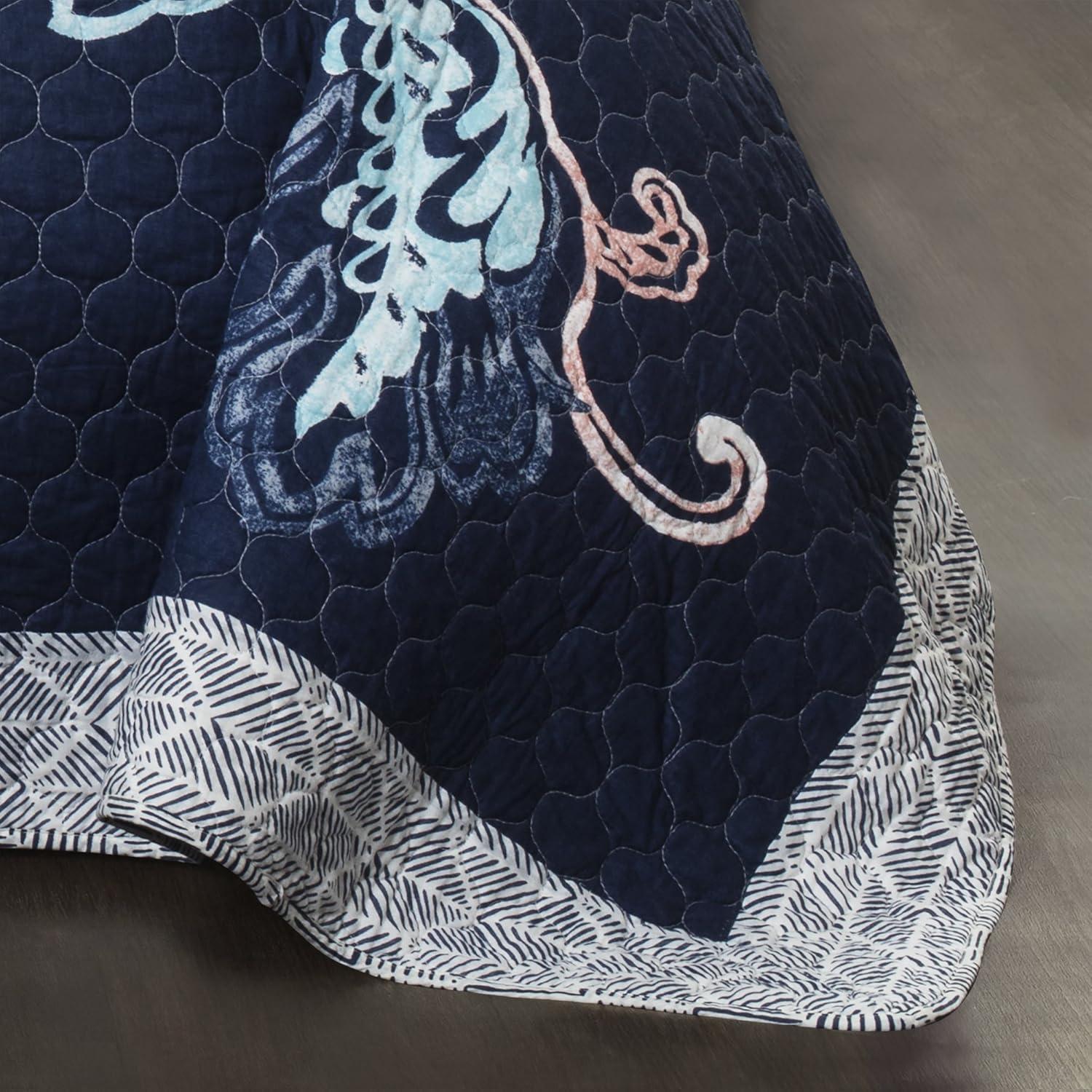Lush Decor Aster Reversible Traditional 3 Piece Quilt Set