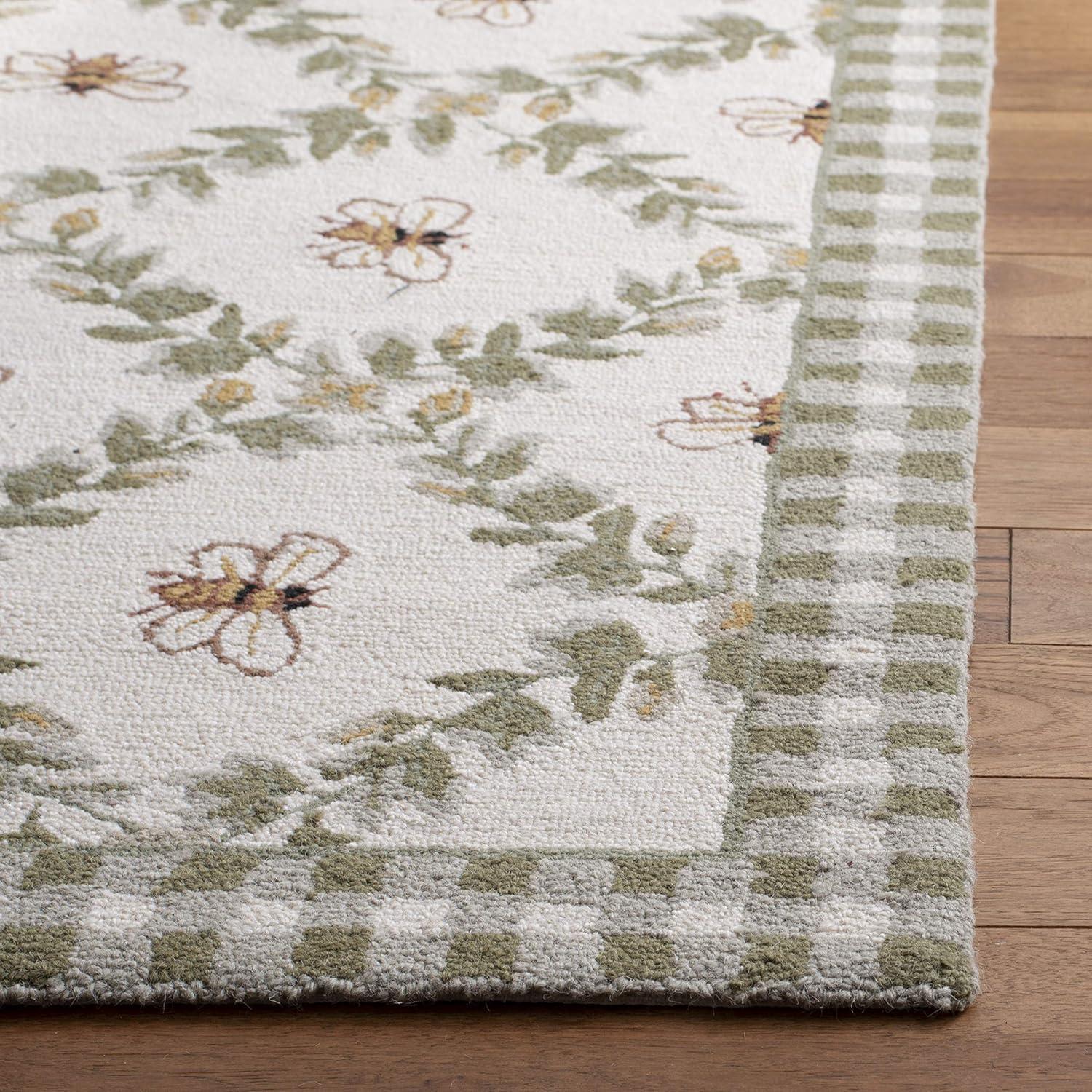 Chelsea HK55 Hand Hooked Accent Rug - Ivory/Green - 3'9"x5'9" - Safavieh