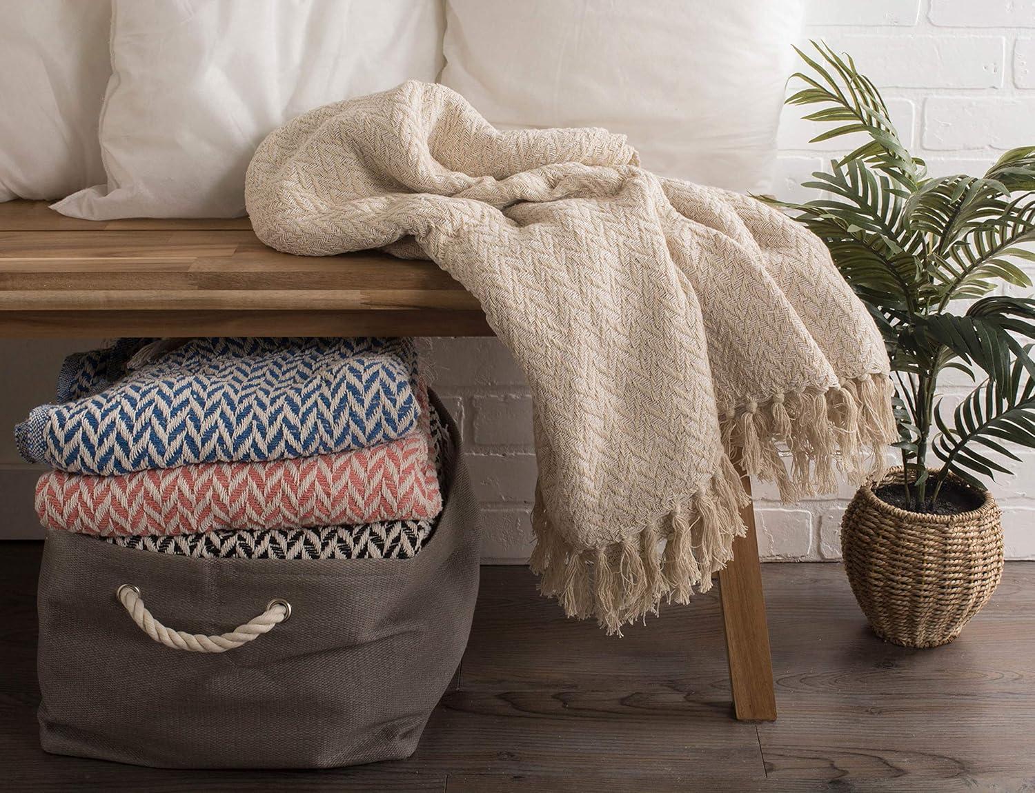 Design Imports Dll Hand Woven Throw Blanket
