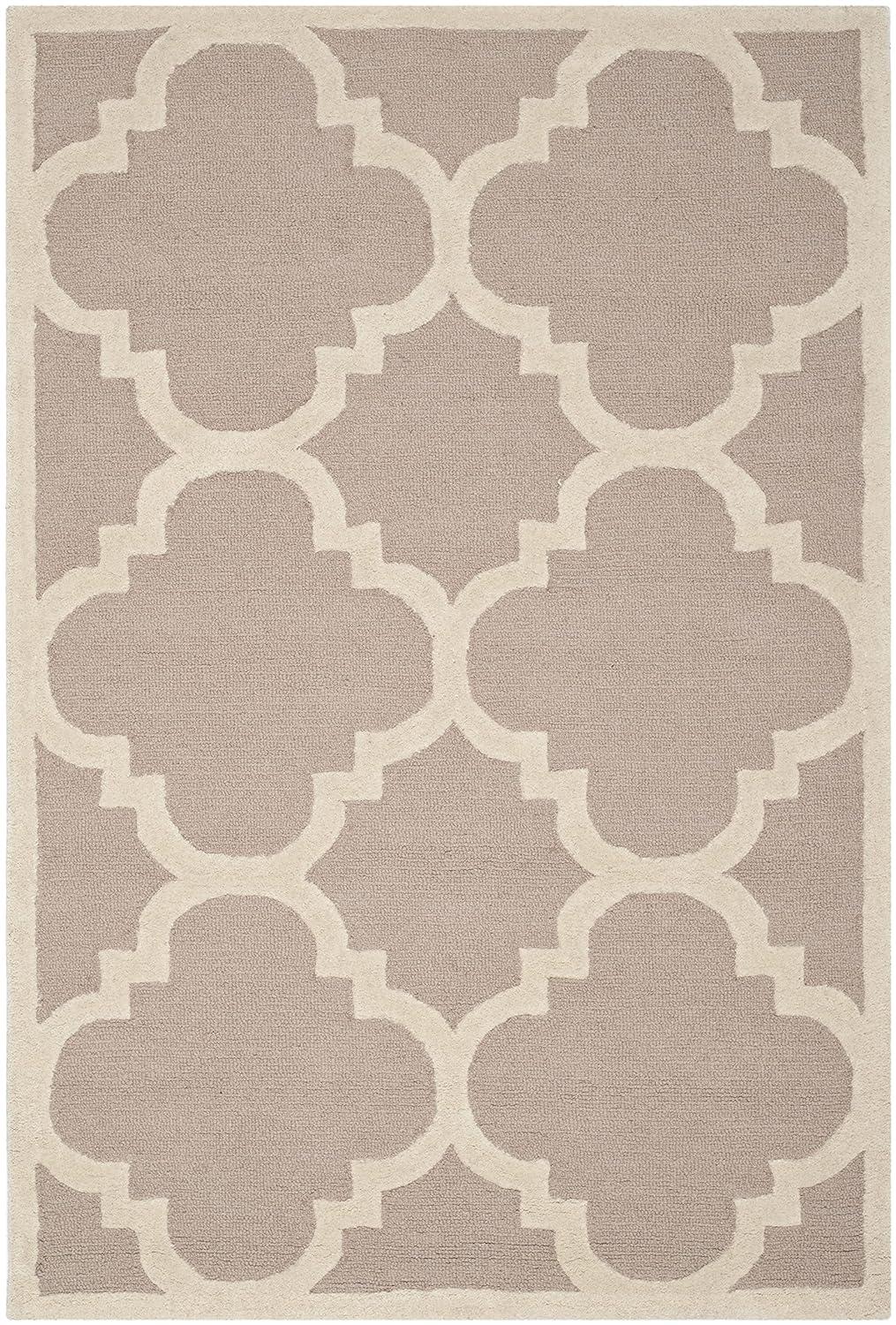 SAFAVIEH Cambridge Justine Geometric Quatrefoil Wool Area Rug, Beige/Ivory, 4' x 6'