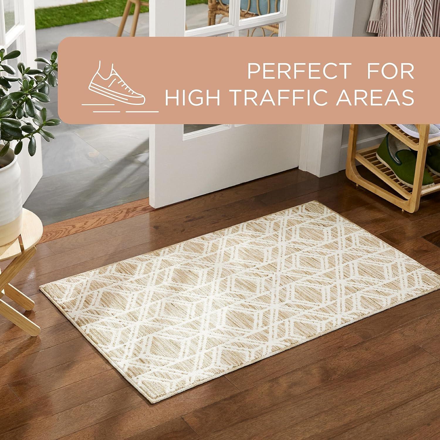 Town & Country Living TOWN & COUNTRY EVERYDAY Walker Modern Diamond Everwash Non-Slip Backing Kitchen Mat