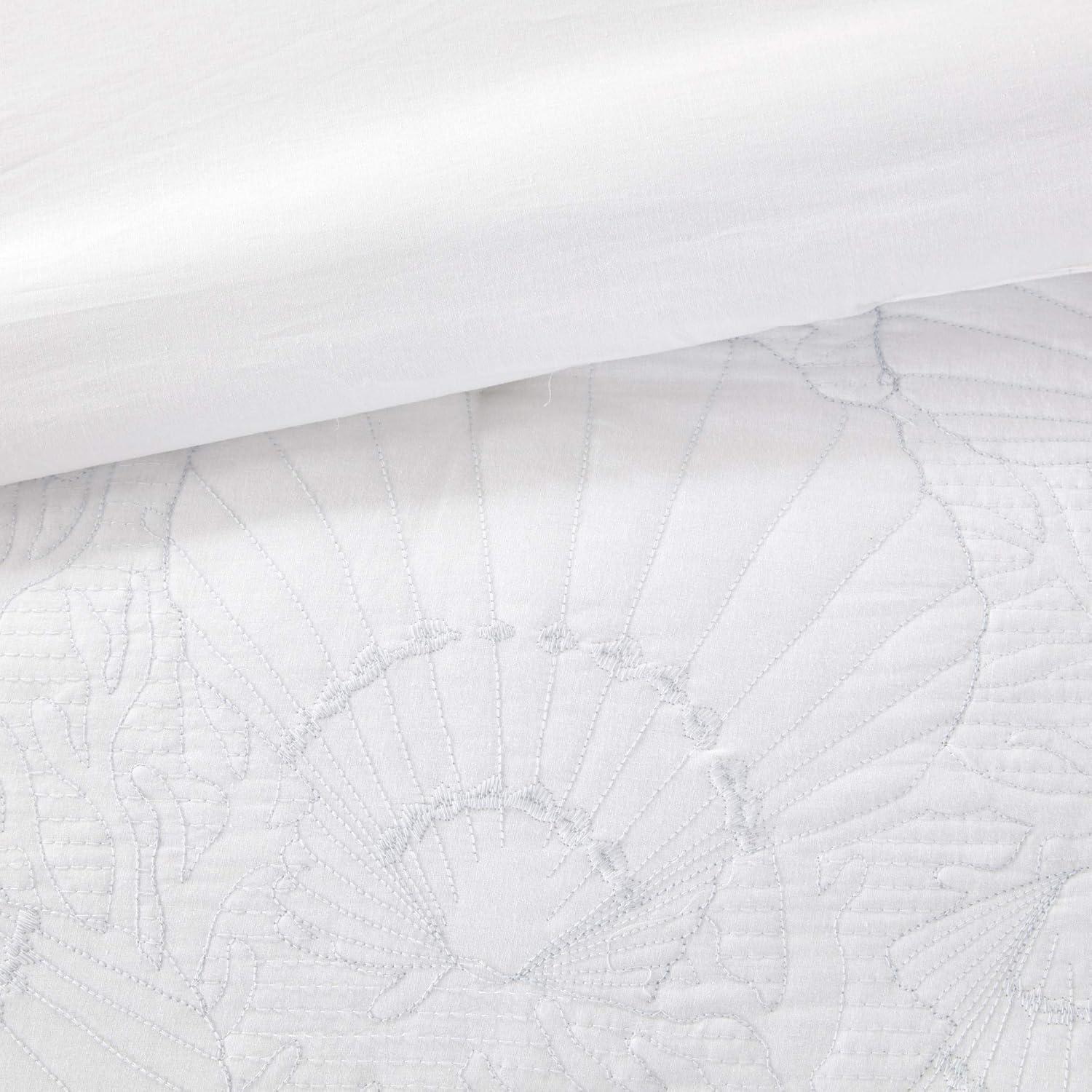 Harbor House Crystal Beach White Cotton Coastal Comforter Set
