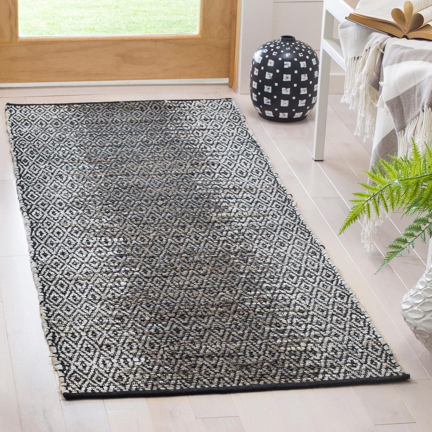 Vintage Leather VTL389 Hand Woven Indoor Accent Rug - Light Grey/Black - 3'x5' - Safavieh.