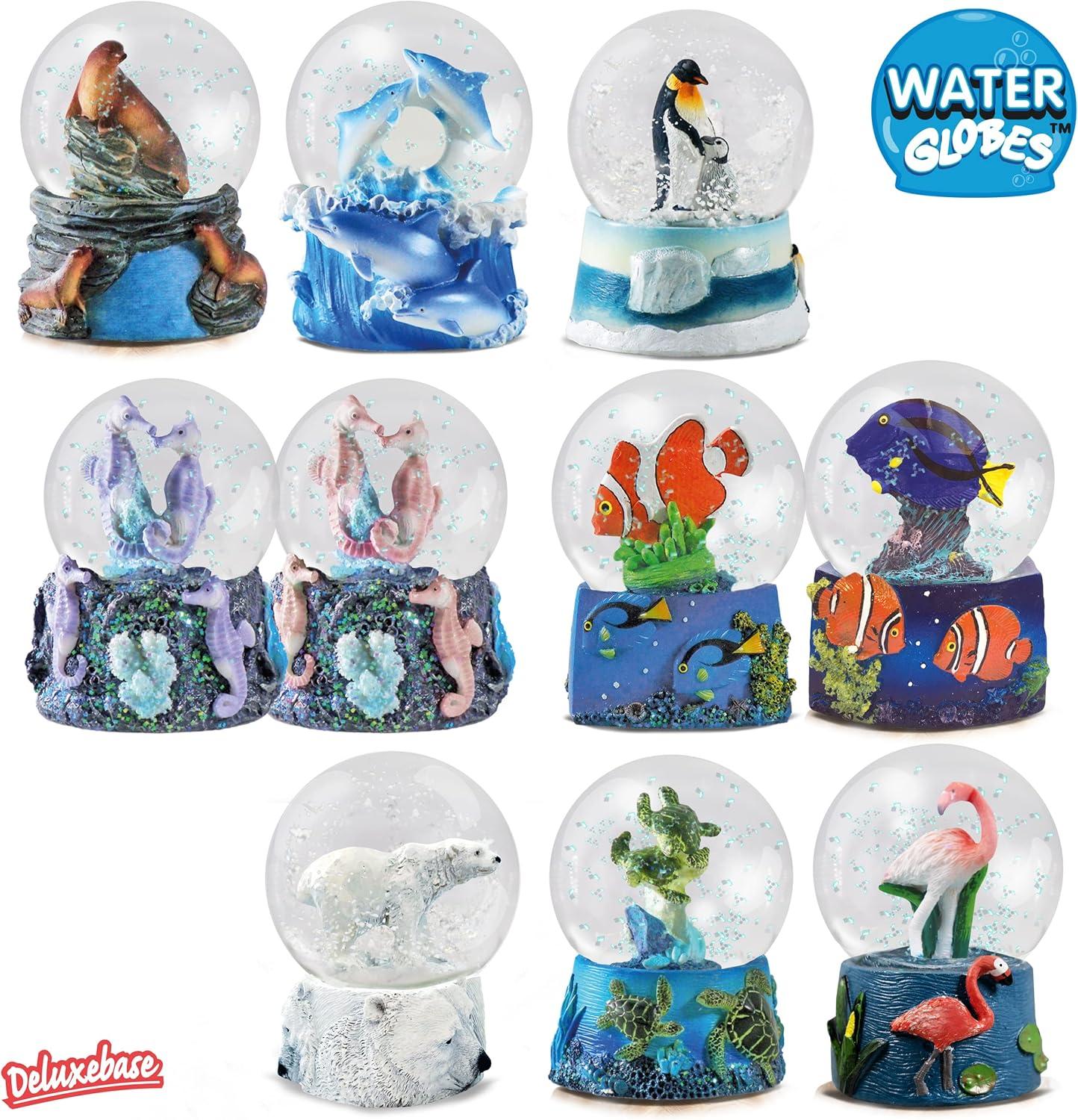 Water Globe - Parrot from Deluxebase. Snow Globe Animal Decor with Parrot Figurines. Glass Glitter Globe with Resin Figurines and Molded Base. Great Home Decorations, Novelty Decor and Parrot Gifts.