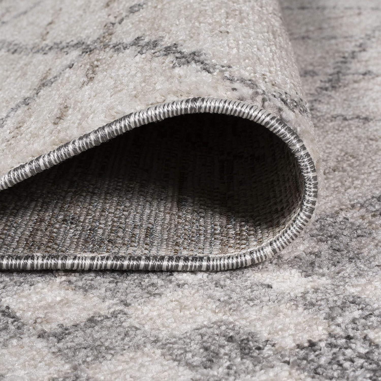 2'x8' Asilah Moroccan Modern Diamond Runner Rug, Light Gray - JONATHAN Y