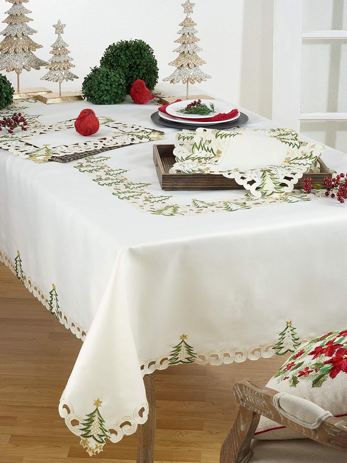 Saro Lifestyle Nostalgic Holiday Christmas Tree Table Runner, Ivory, 16" x 68"