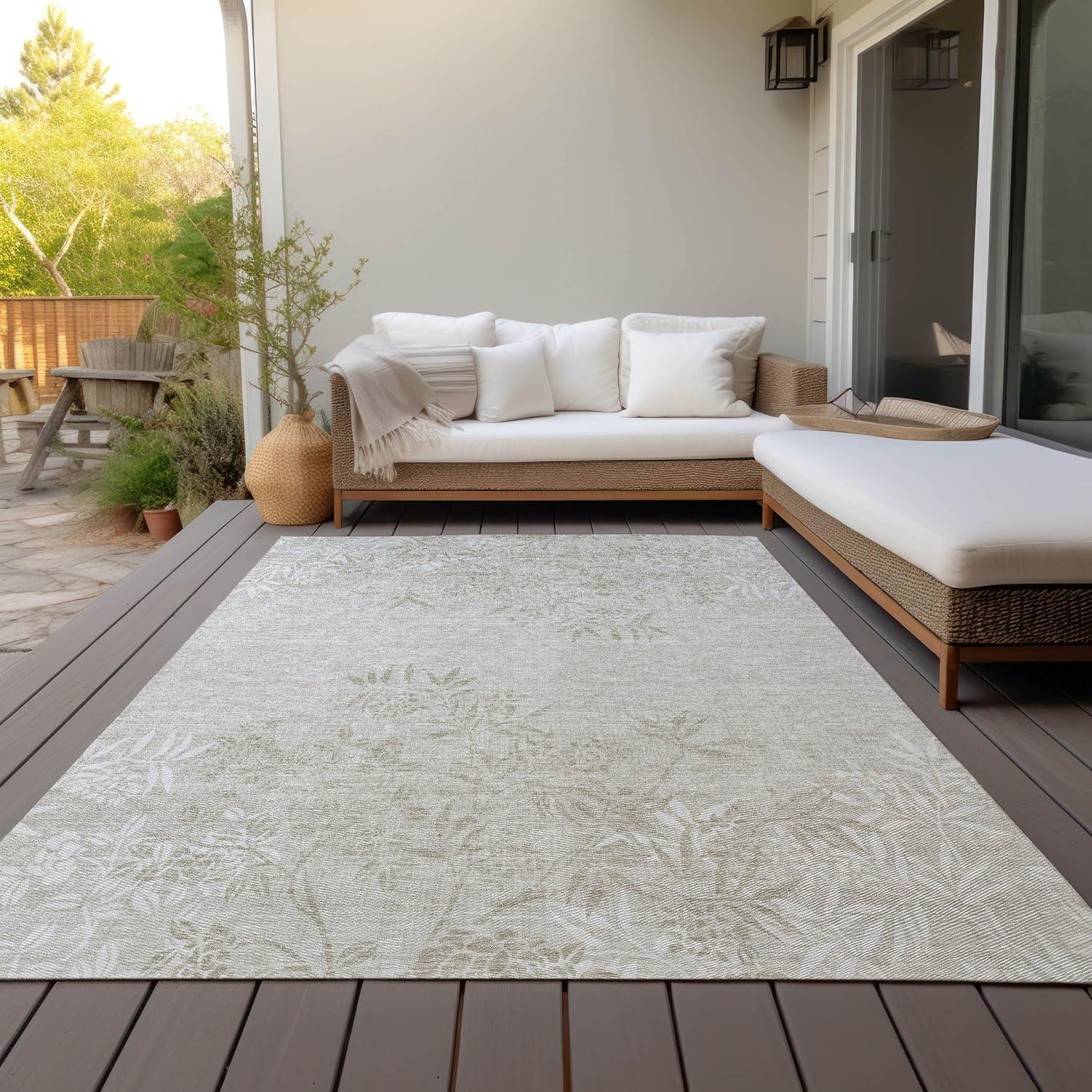 Beige Floral 10' x 14' Machine-Washable Indoor/Outdoor Area Rug