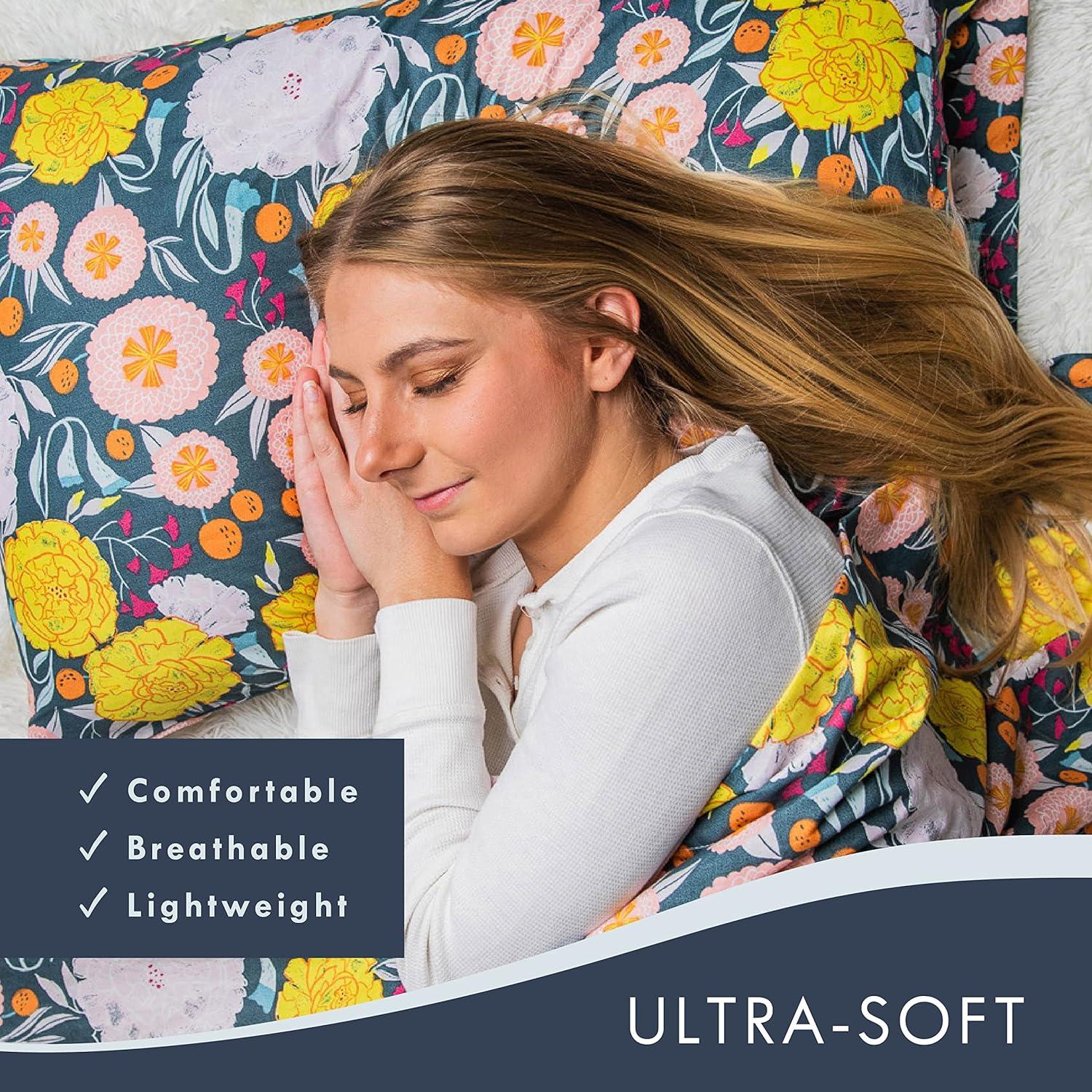 Where the Polka Dots Roam Microfiber Floral Fitted Sheet