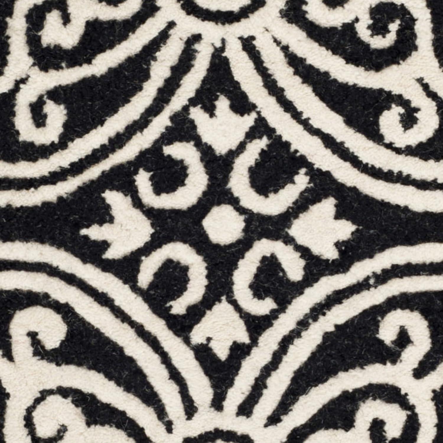 Elegant Cambridge Square Black Wool 30" Tufted Accent Rug