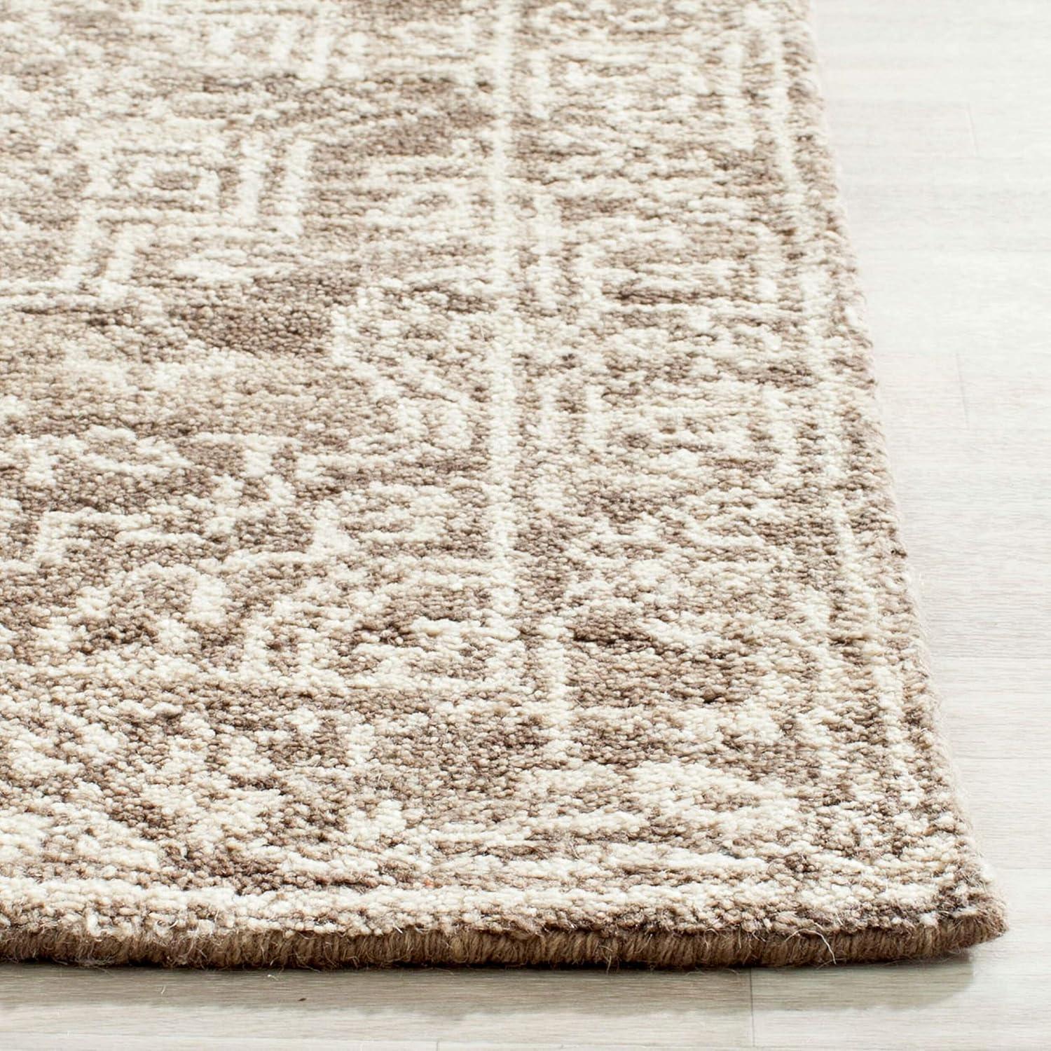 Kenya KNY682 Hand Knotted Area Rug  - Safavieh