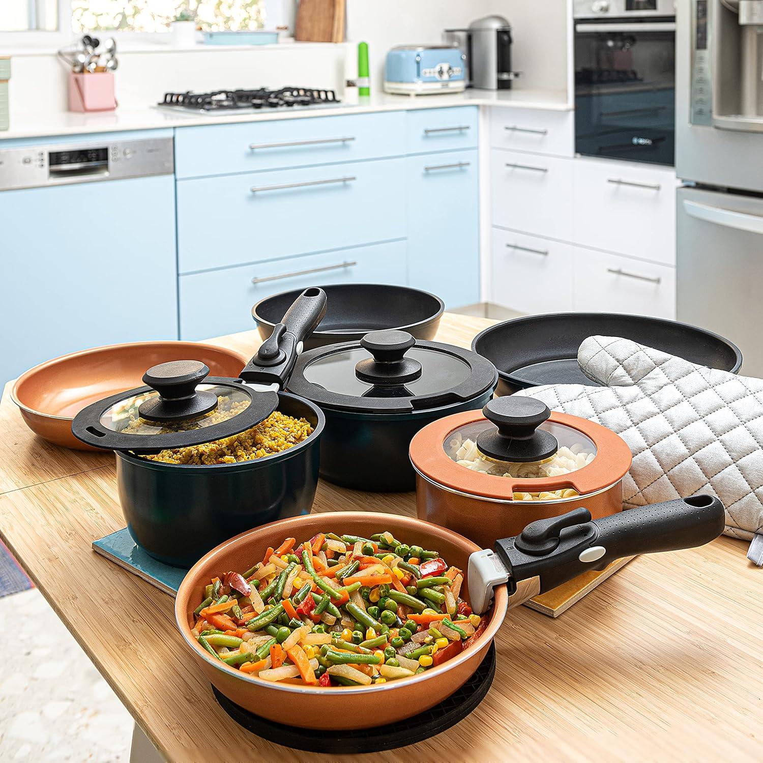 Moss & Stone 10 Pcs Blue Pots And Pans Set Removable Handle, Induction Cookware Set, Stackable Pots And Pans Set Dishwasher Safe, Detachable Handle Pots And Pans, Camping Cookware Set Non Stick