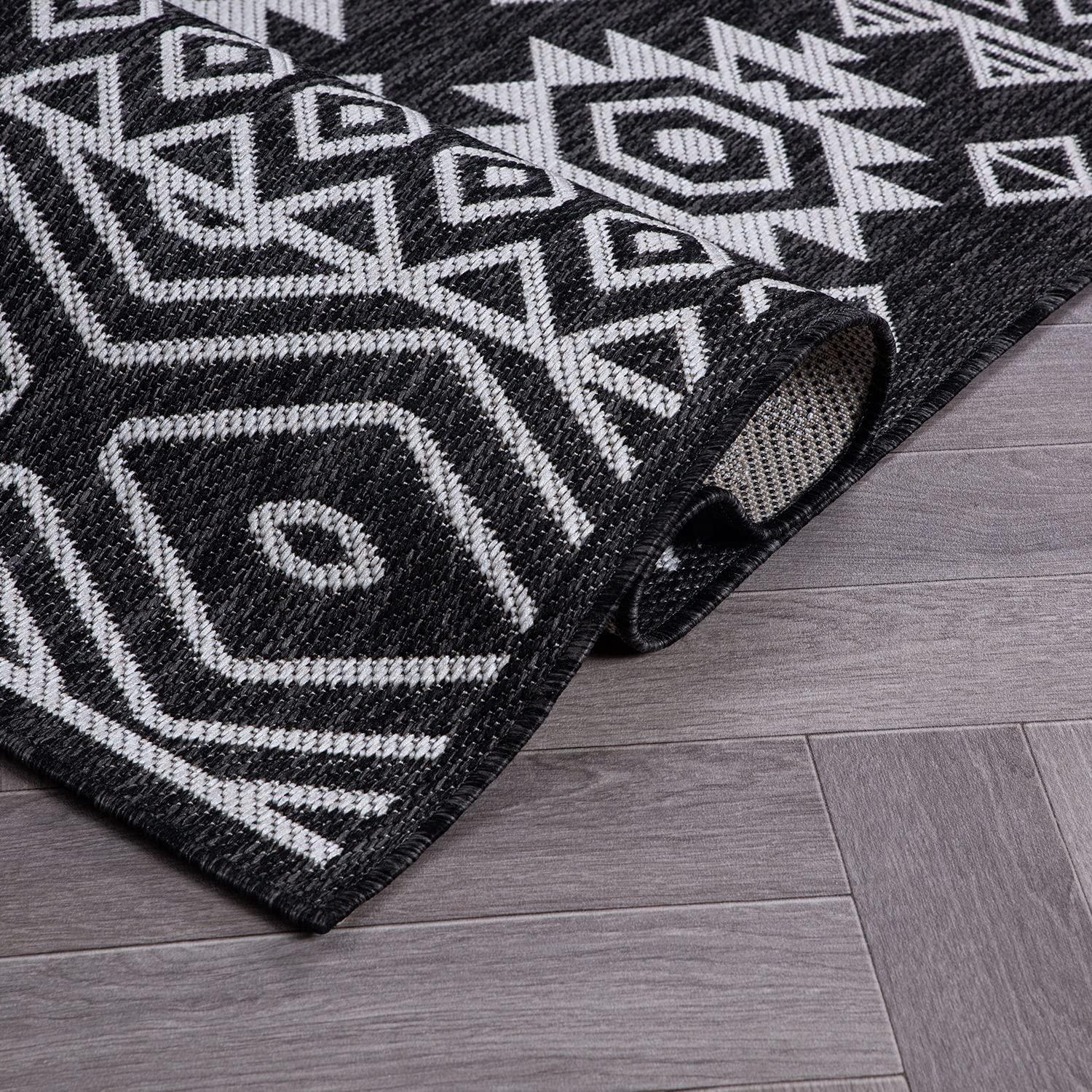 World Rug Gallery Distressed Geometric Bohemian Textured Flat Weave Indoor/Outdoor Area Rug - BLACK 5' X 7'