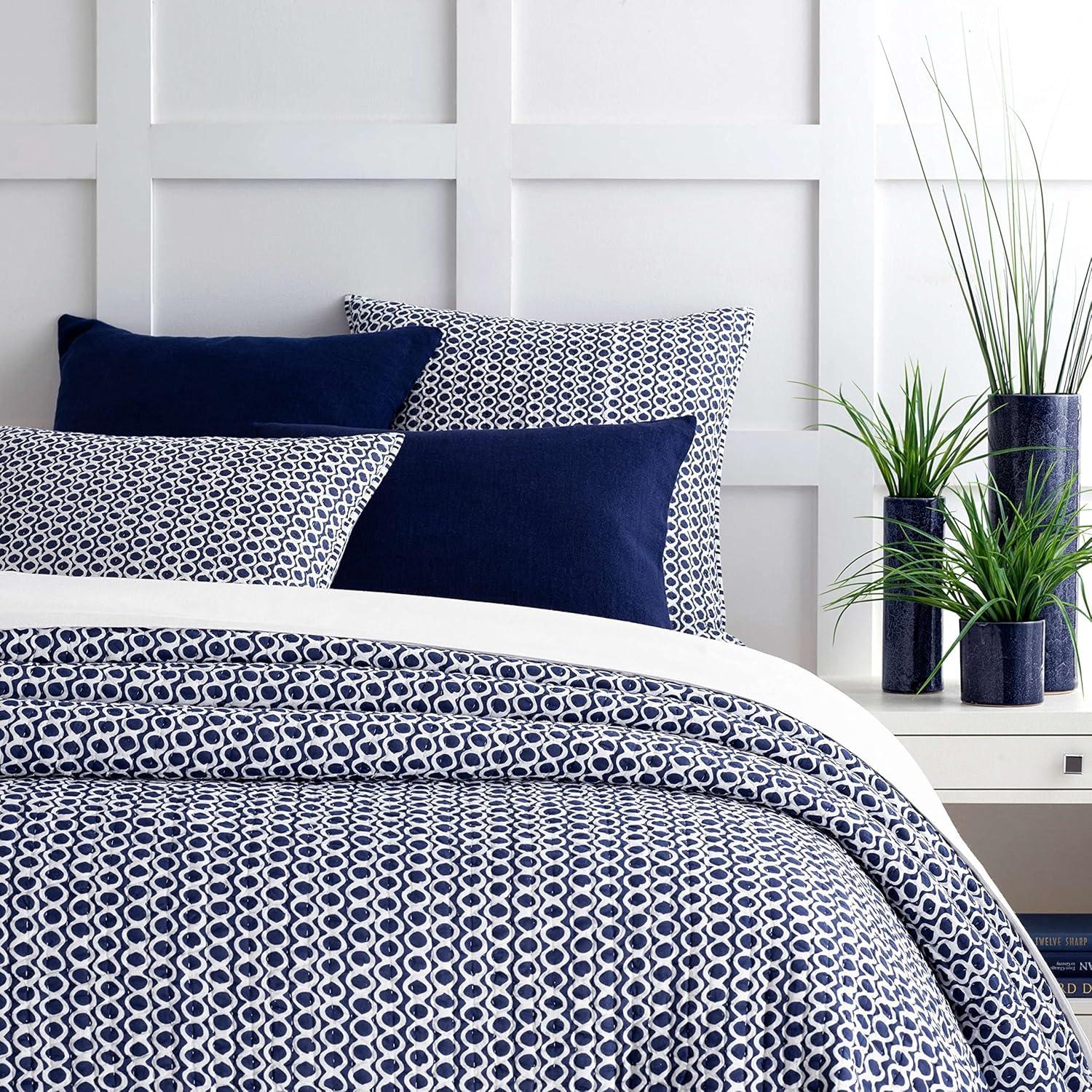 Tyler Modern & Contemporary Cotton Geometric Shapes Coverlet