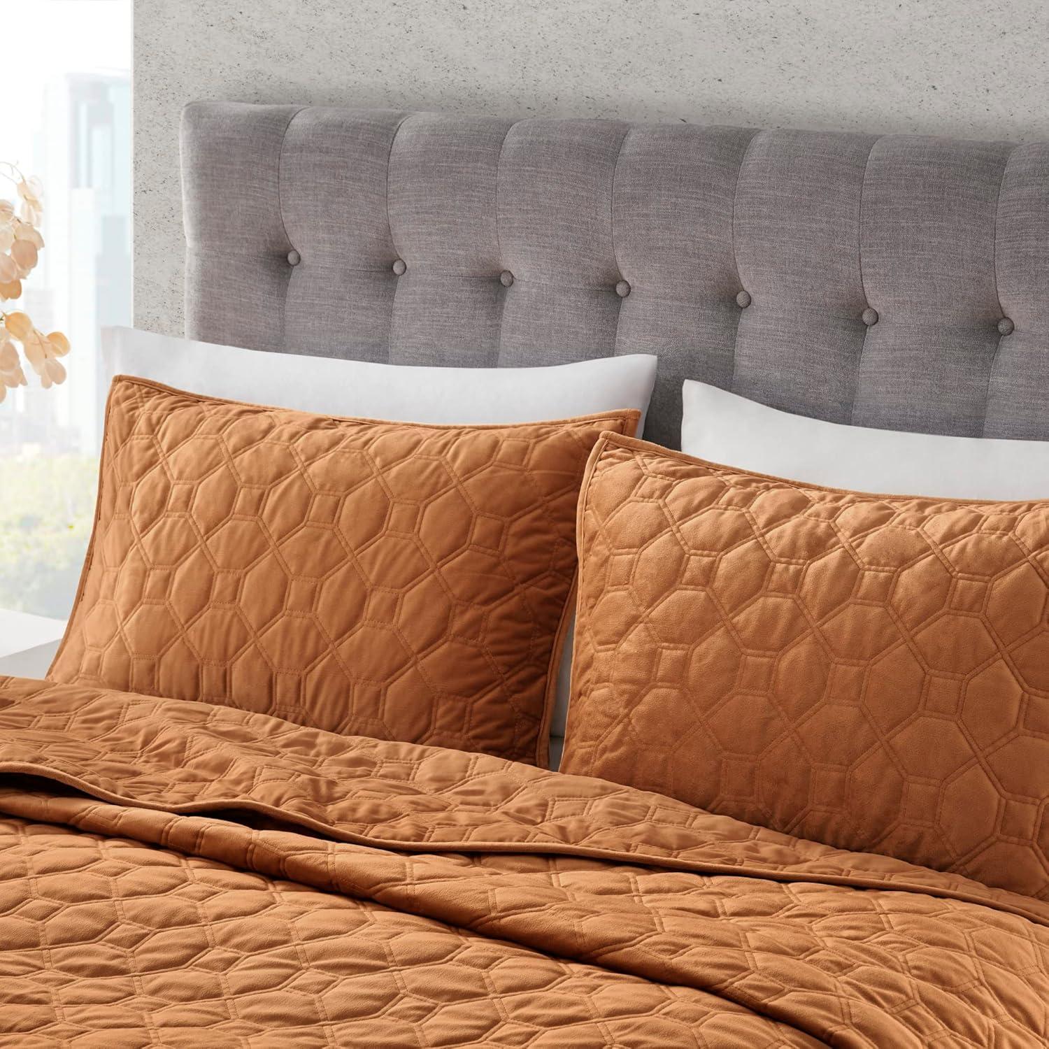 Madison Park Harper 3 Piece Velvet Quilt Set