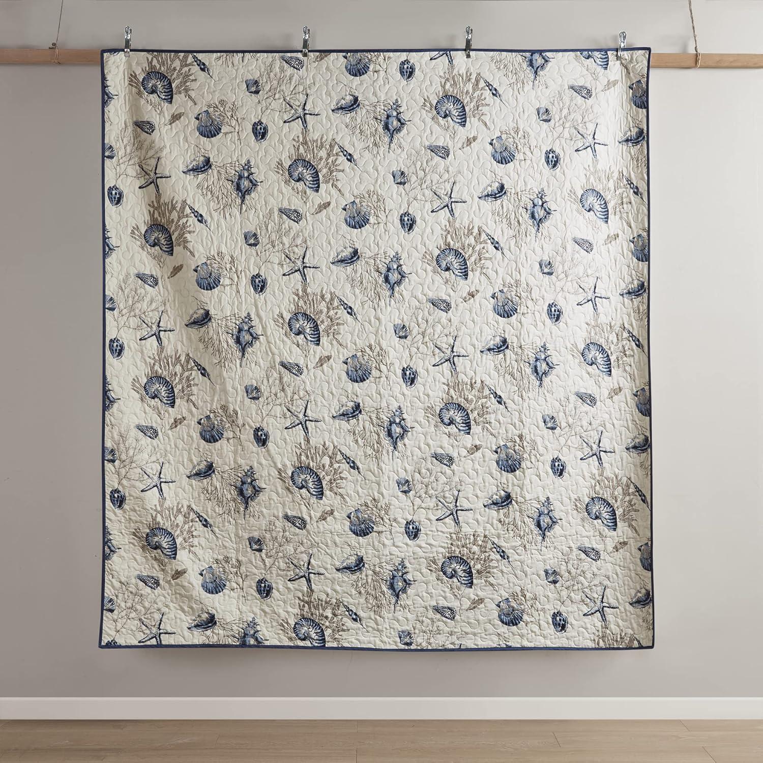 Madison Park Bayside Quilt Set with Throw Pillows