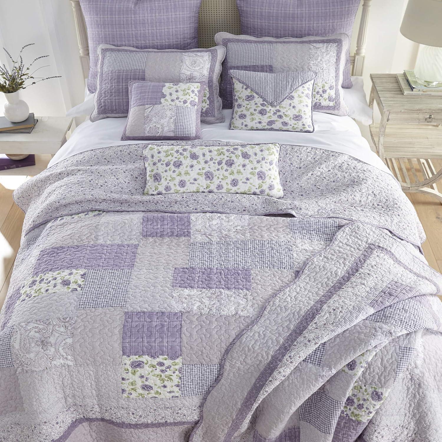 Lavender and White Cotton Twin Reversible Quilt