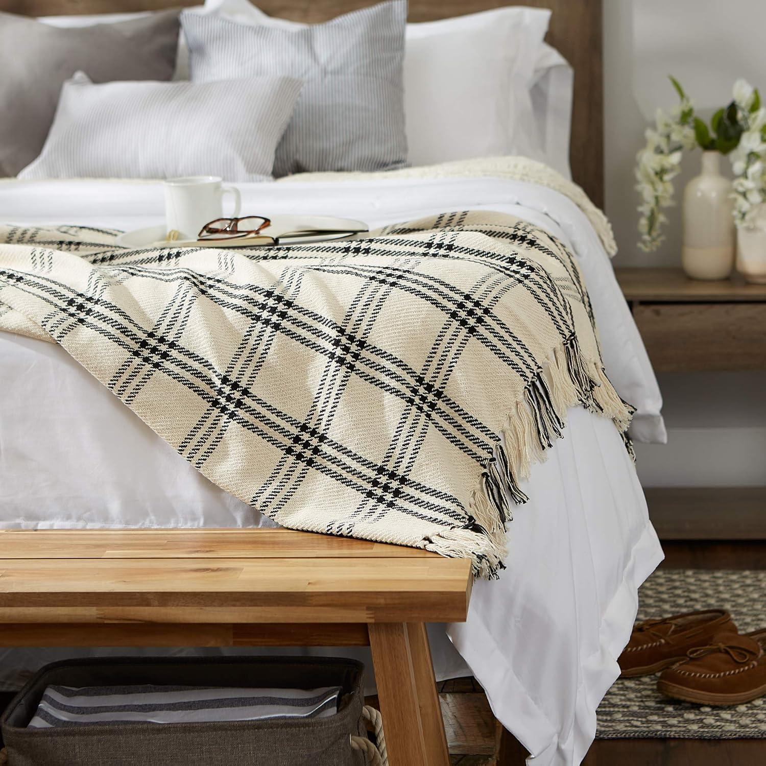 Black Modern Farmhouse Plaid Throw