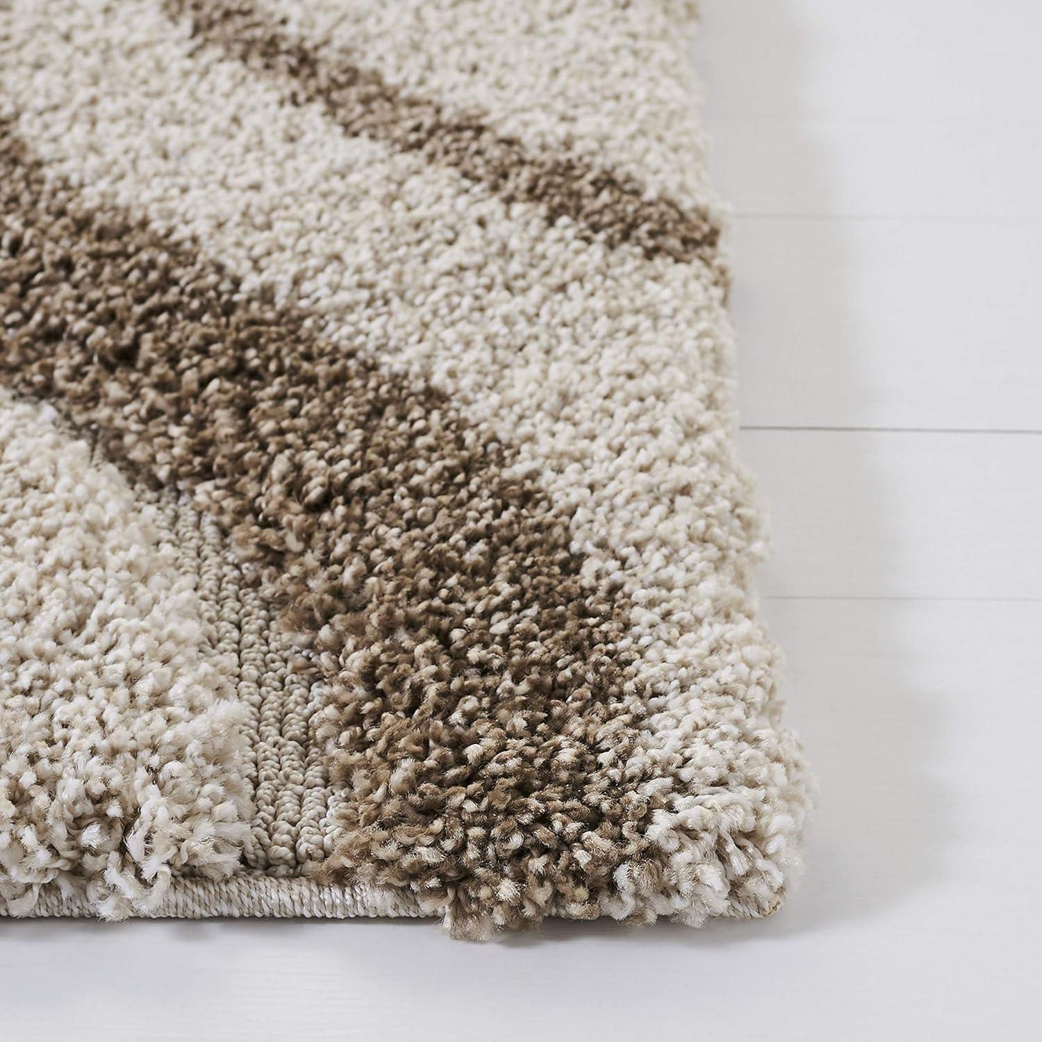 Florida Shag SG461 Power Loomed Indoor Runner Rug - Ivory/Beige - 2'3"x9' - Safavieh