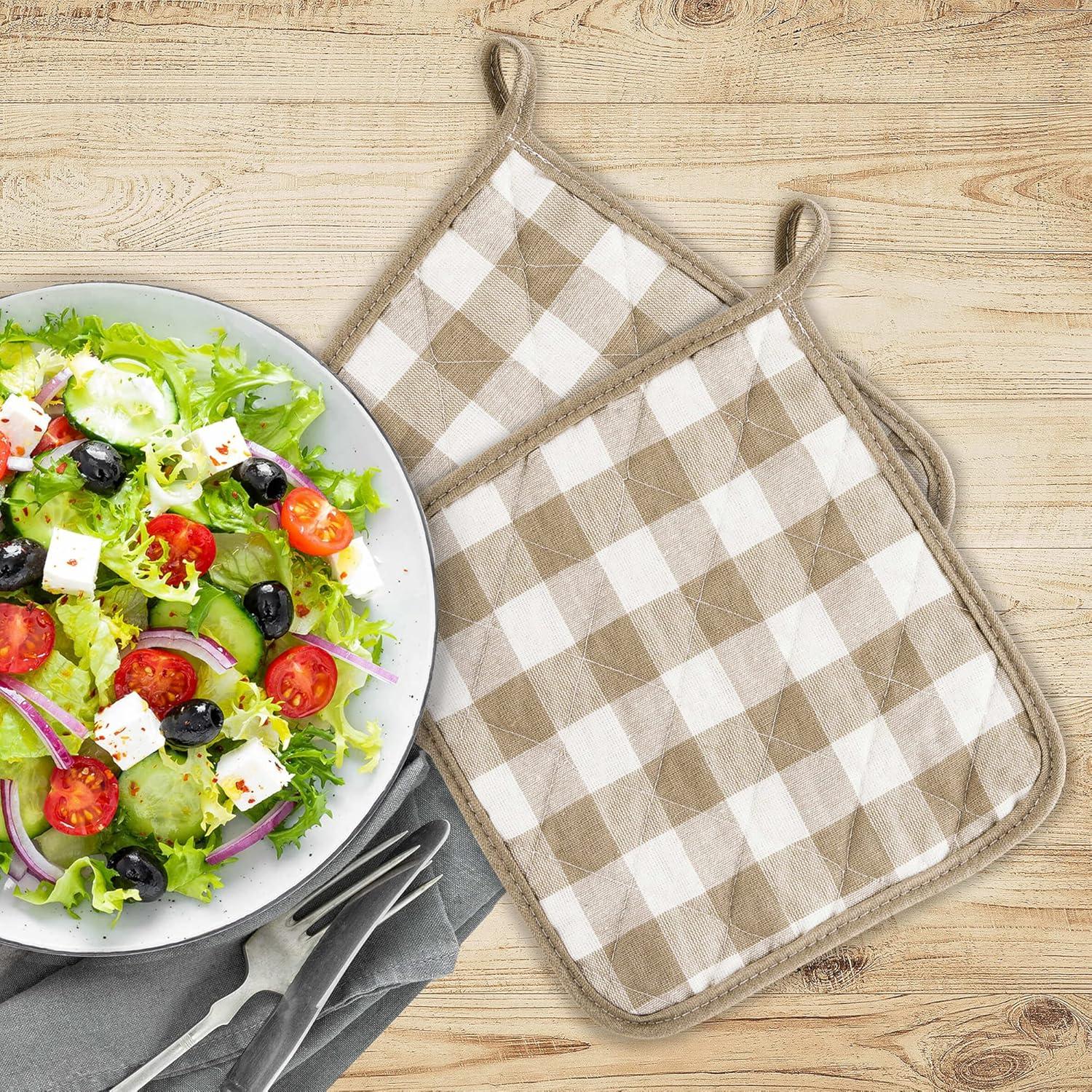 Achim Importing Co Achim Importing Co Checkered Cotton Potholder Set (Set of 2)