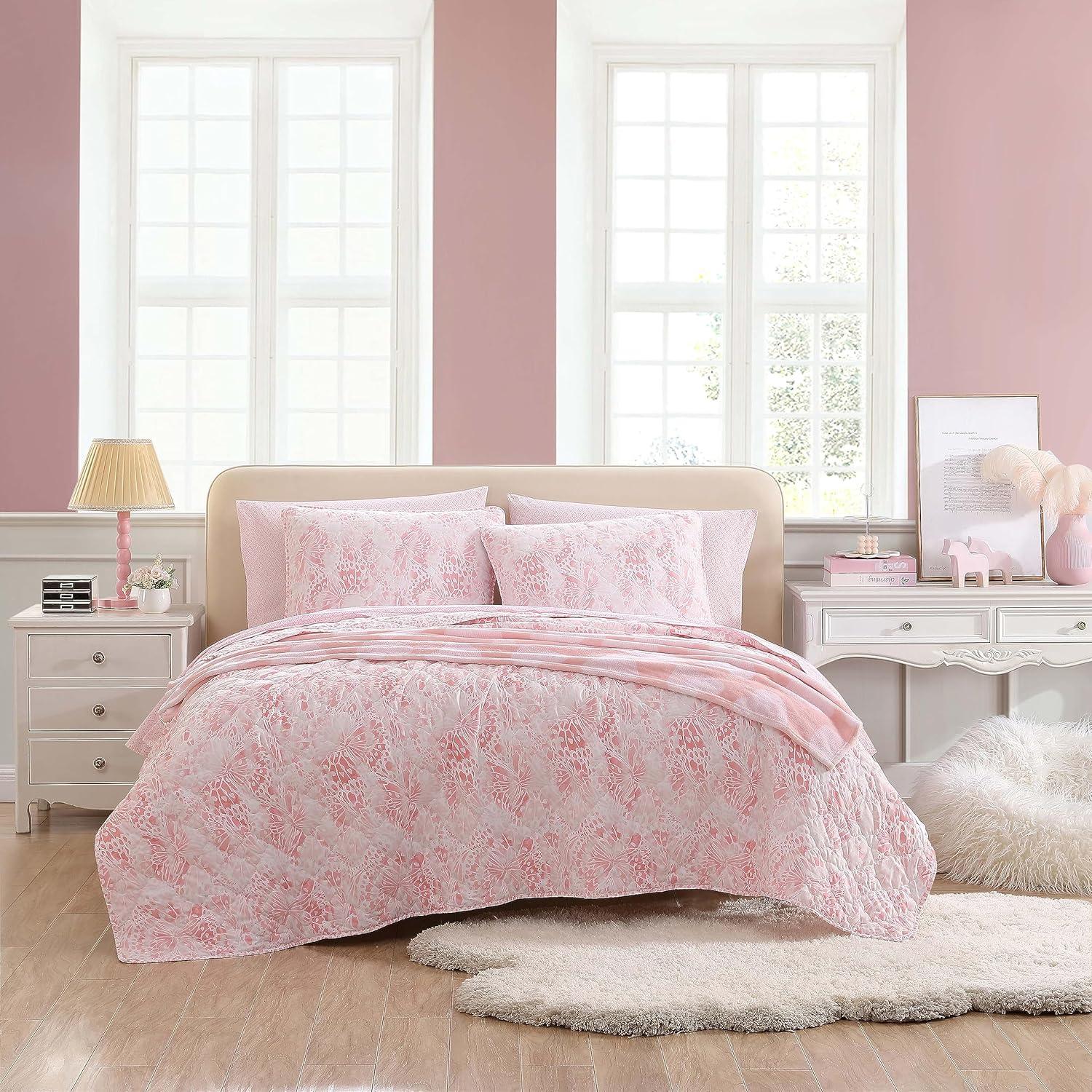 Betsey Johnson Butterfly Ombre Pink Reversible Quilt Set