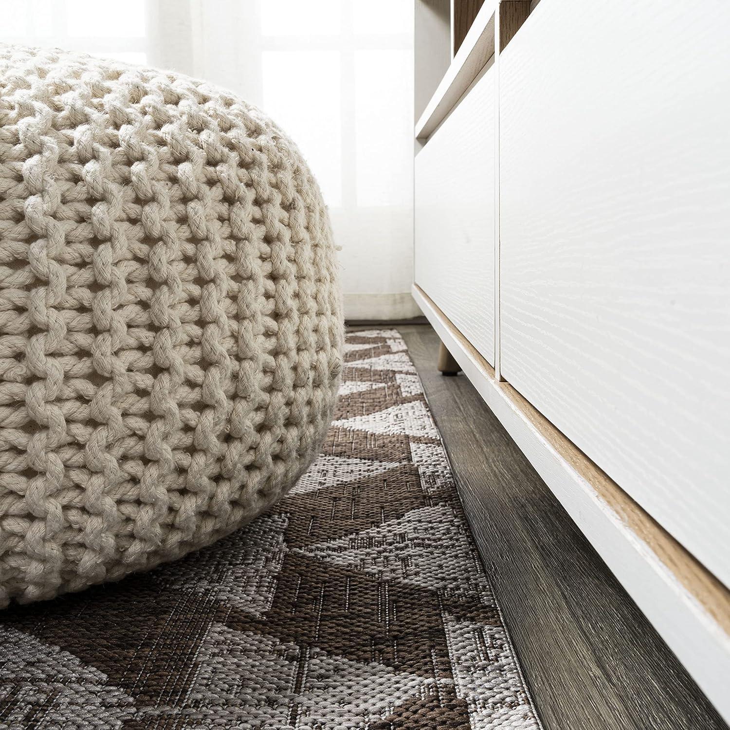 Brown and Beige Geometric Indoor/Outdoor Area Rug