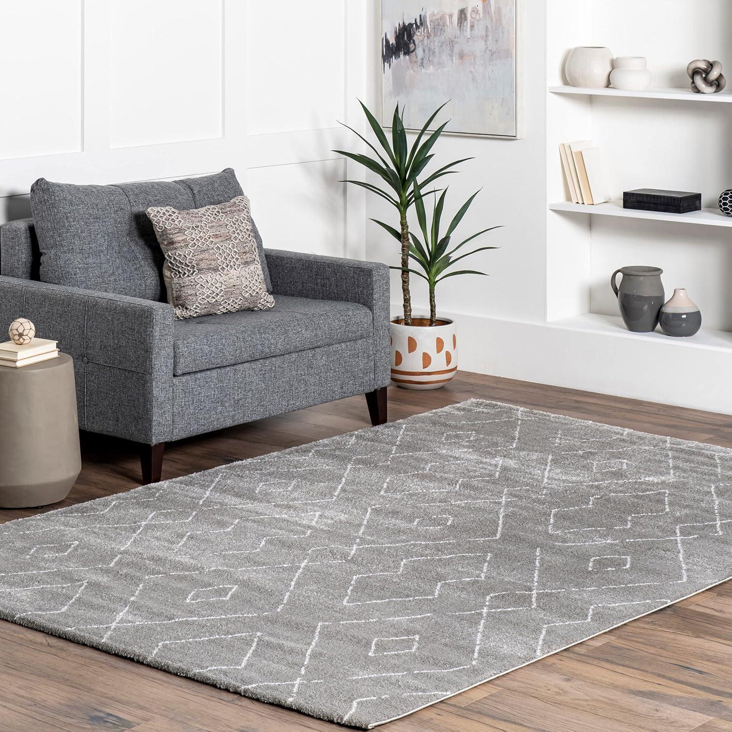 Beaulah Handmade Geometric Gray Shag Area Rug 3' x 5'